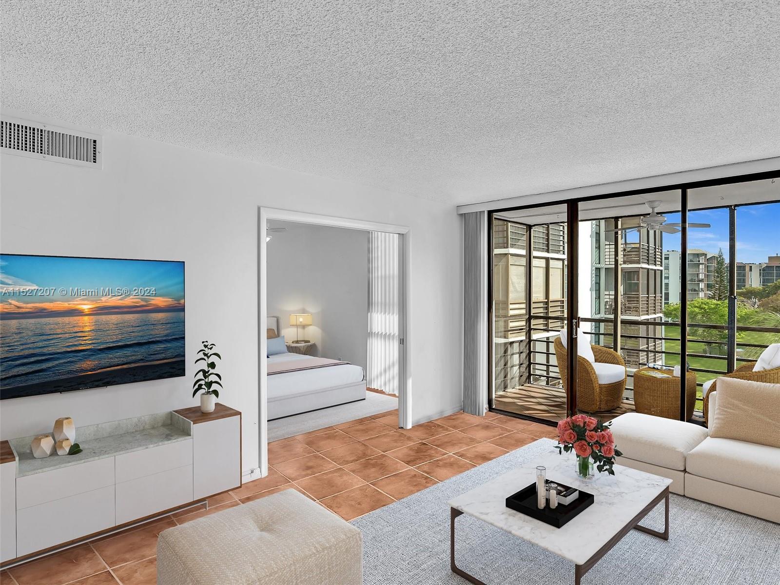 20400 W Country Club Dr 506, Aventura, Florida 33180, 2 Bedrooms Bedrooms, ,2 BathroomsBathrooms,Residential,For Sale,20400 W Country Club Dr 506,A11527207