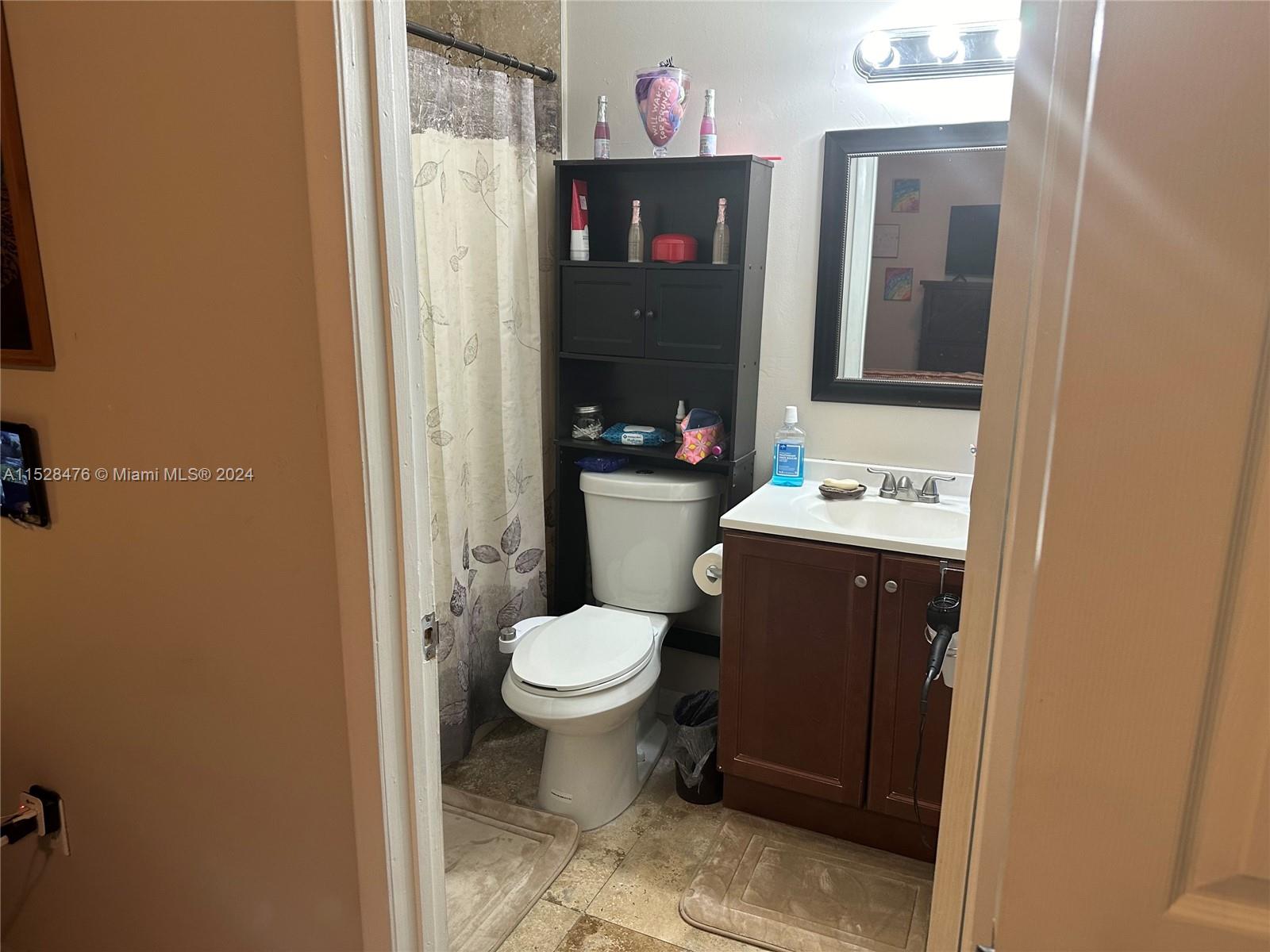 Homestead, Florida 33032, 3 Bedrooms Bedrooms, ,2 BathroomsBathrooms,Residential,For Sale,A11528476