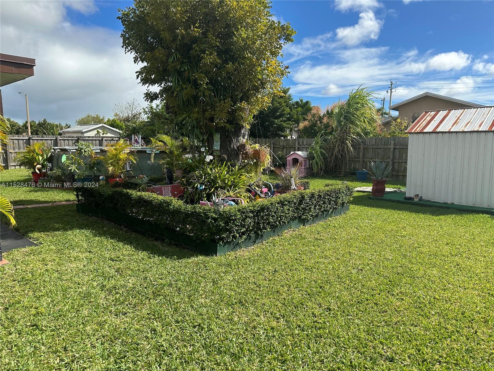 Homestead, Florida 33032, 3 Bedrooms Bedrooms, ,2 BathroomsBathrooms,Residential,For Sale,A11528476