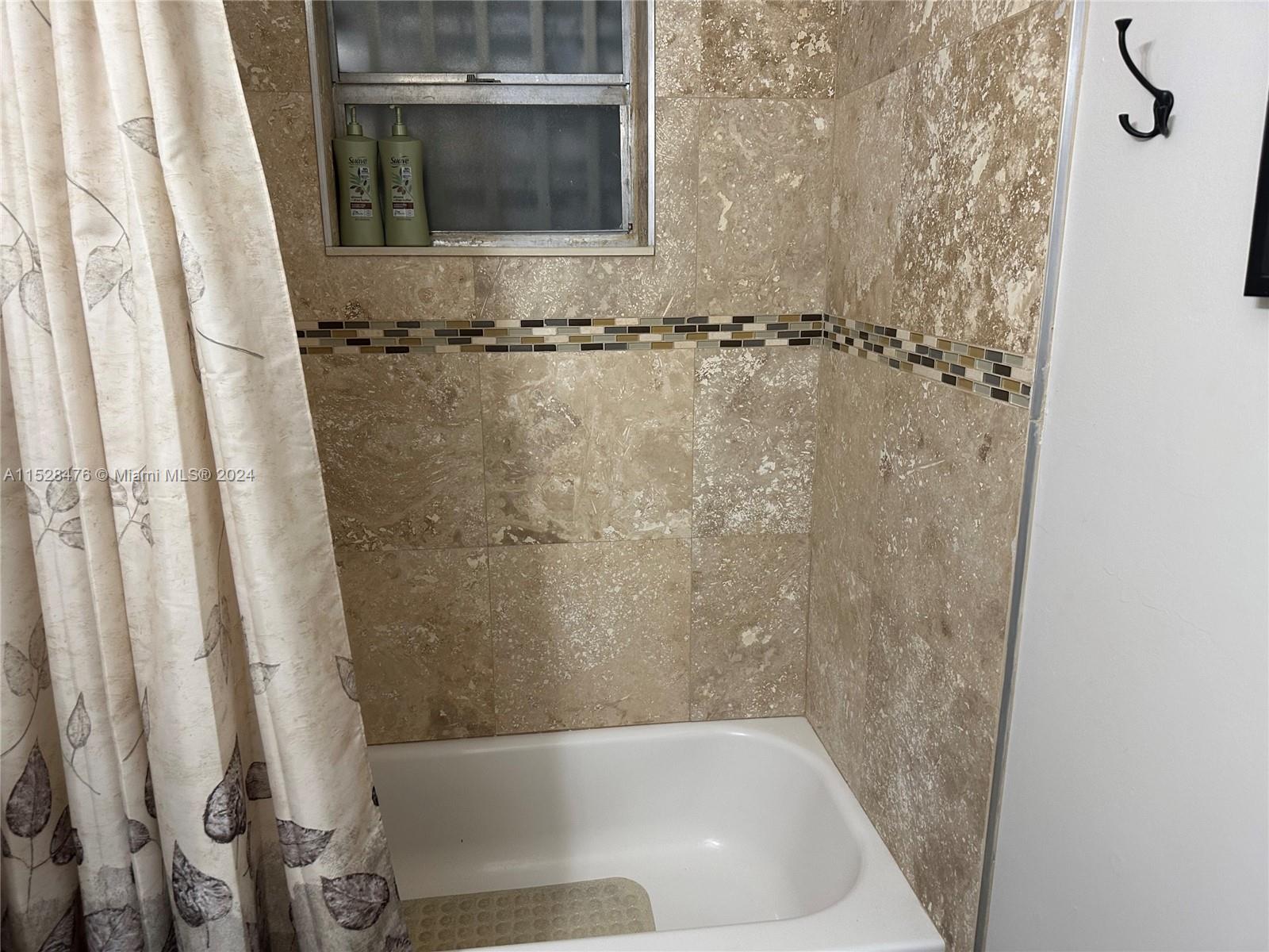 Homestead, Florida 33032, 3 Bedrooms Bedrooms, ,2 BathroomsBathrooms,Residential,For Sale,A11528476