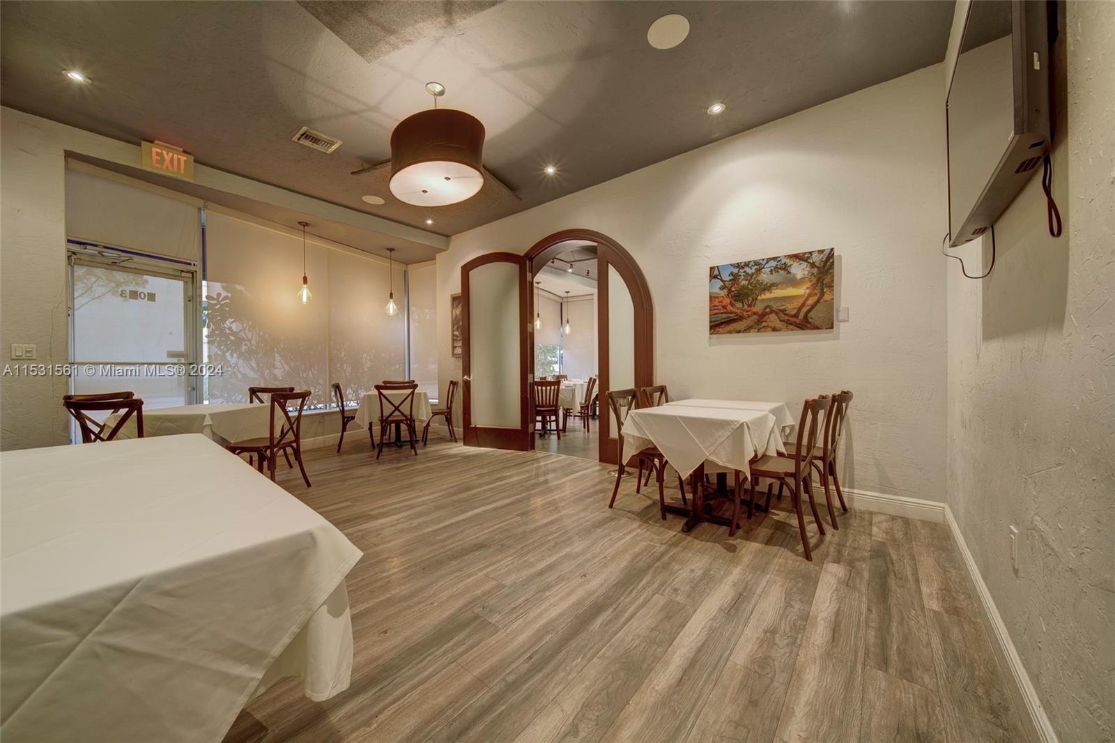 4019 S Le Jeune Rd, Coral Gables, Florida 33134, ,Commercialsale,For Sale,4019 S Le Jeune Rd,A11531561