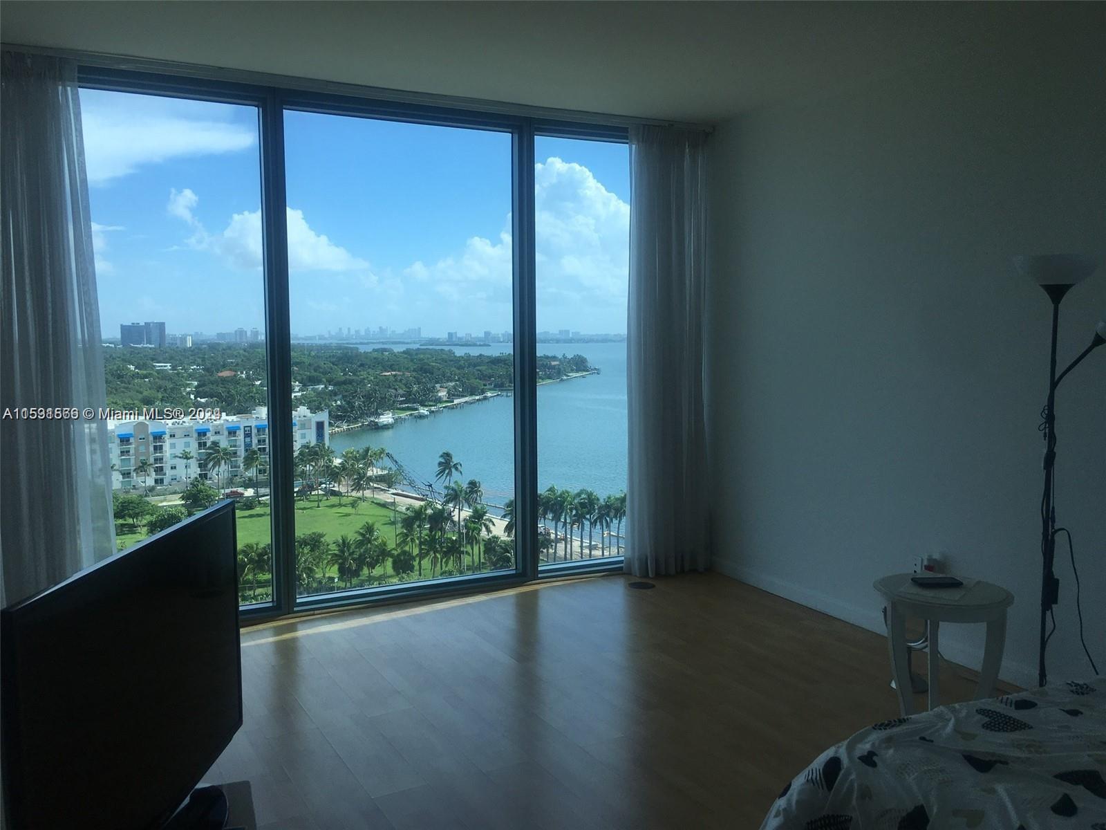 601 NE 36th St 1305, Miami, Florida 33137, 1 Bedroom Bedrooms, ,1 BathroomBathrooms,Residentiallease,For Rent,601 NE 36th St 1305,A11531566