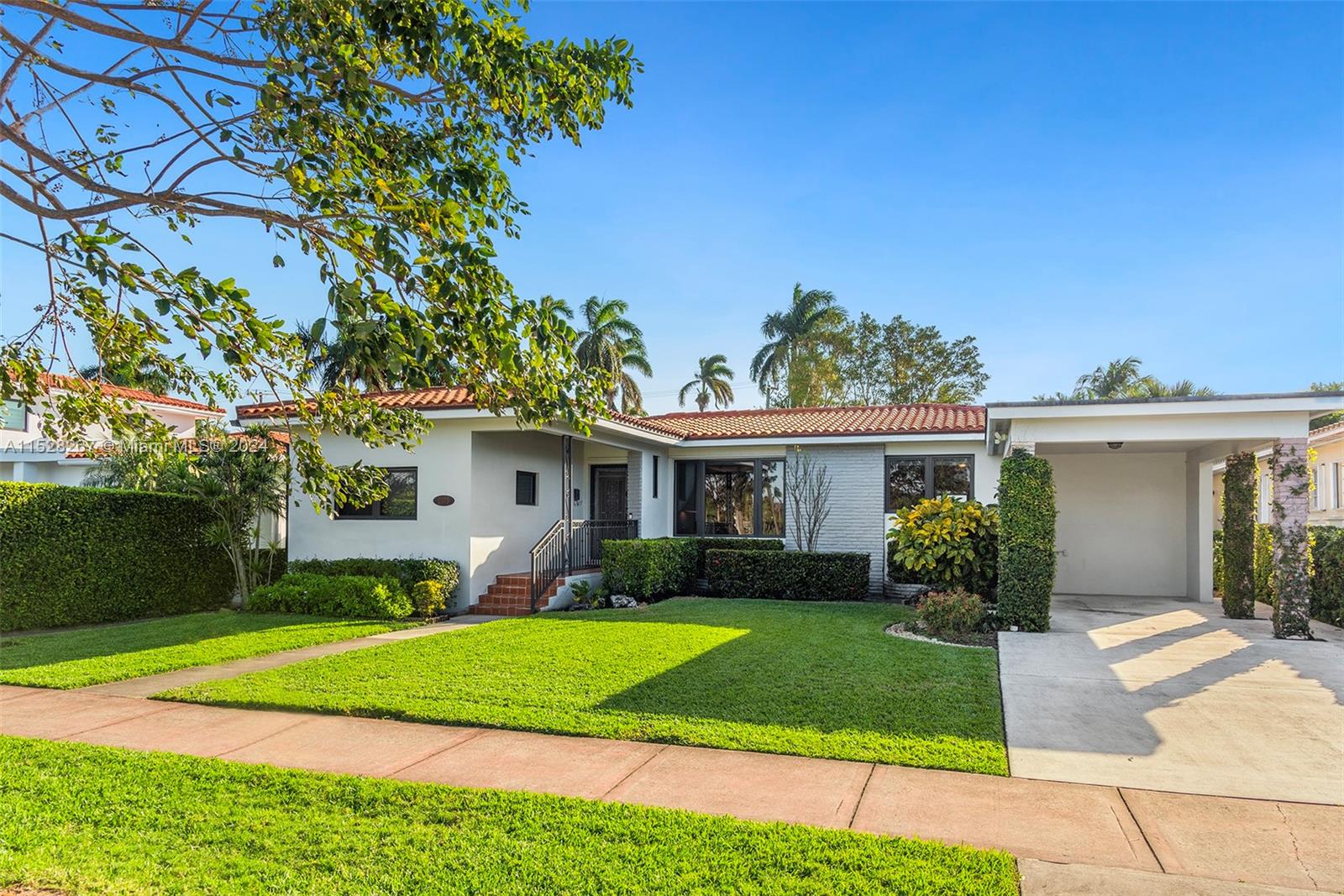 2375 Meridian Ave, Miami Beach, FL, 33140 United States, 4 Bedrooms Bedrooms, ,4 BathroomsBathrooms,Residential,For Sale,Meridian Ave,A11528267