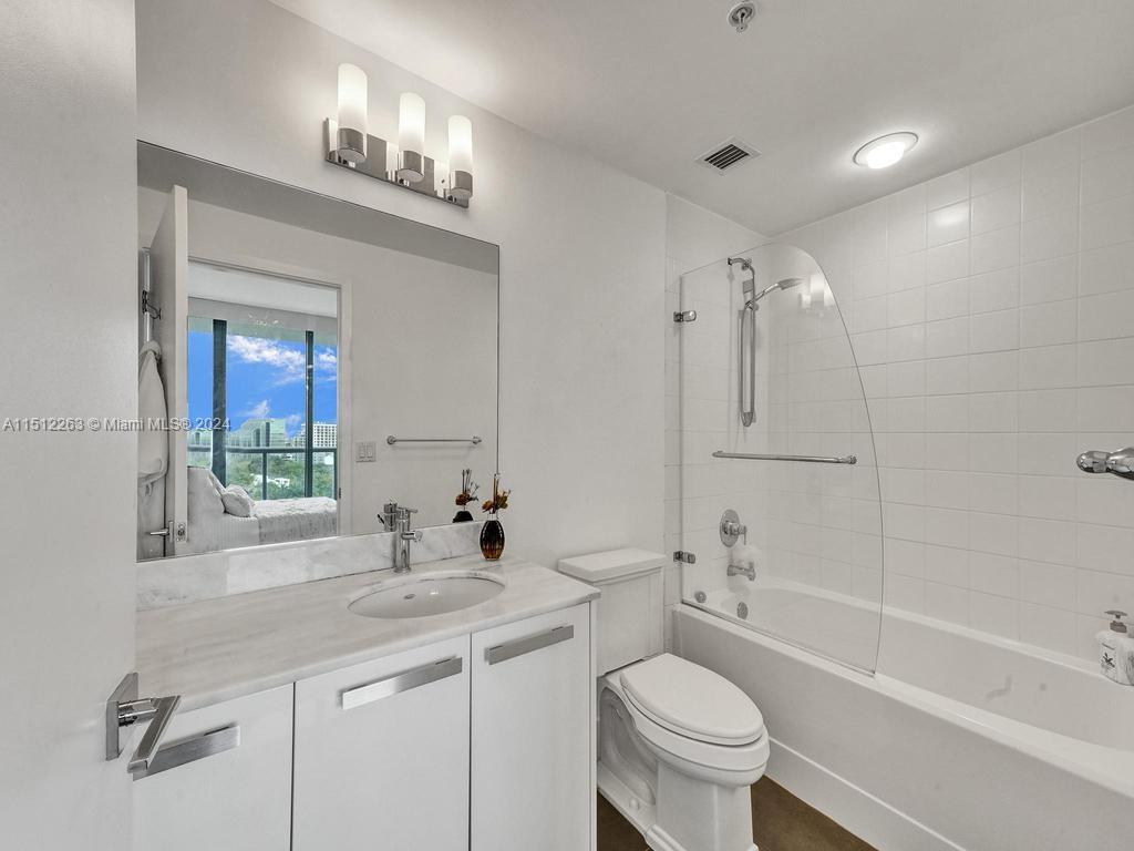 Miami, Florida 33137, 2 Bedrooms Bedrooms, ,2 BathroomsBathrooms,Residential,For Sale,A11512263