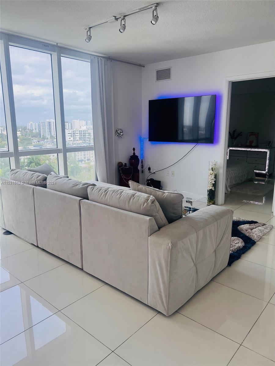 1871 NW S River Dr 1205, Miami, Florida 33125, 2 Bedrooms Bedrooms, ,2 BathroomsBathrooms,Residential,For Sale,1871 NW S River Dr 1205,A11531613