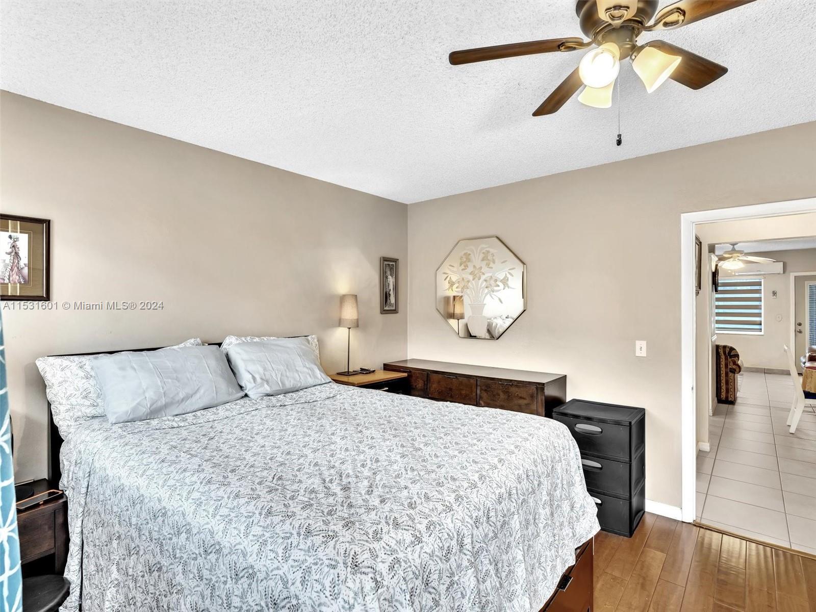 1000 SW 11th Ave 5E, Hallandale Beach, Florida 33009, 1 Bedroom Bedrooms, ,1 BathroomBathrooms,Residential,For Sale,1000 SW 11th Ave 5E,A11531601