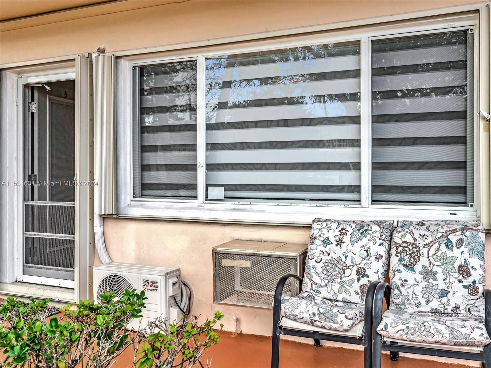 1000 SW 11th Ave 5E, Hallandale Beach, Florida 33009, 1 Bedroom Bedrooms, ,1 BathroomBathrooms,Residential,For Sale,1000 SW 11th Ave 5E,A11531601