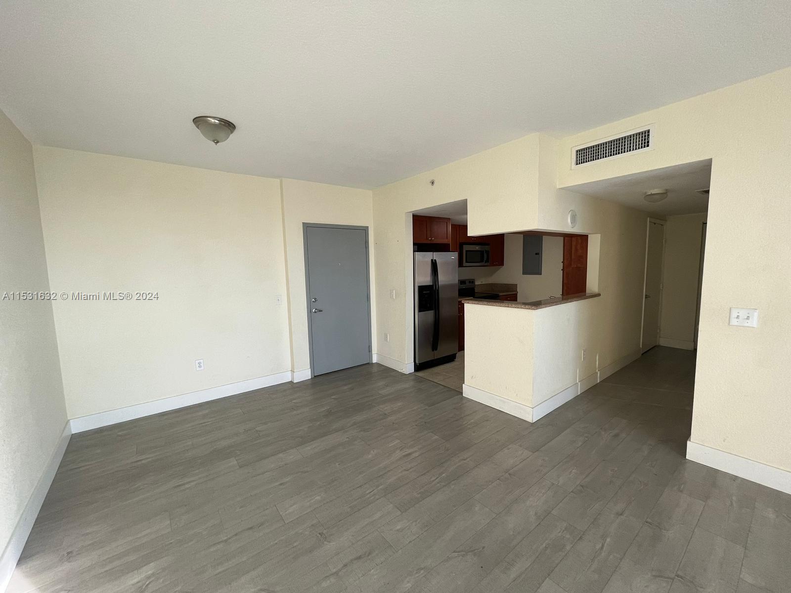 36 NW 6th Ave 1103, Miami, Florida 33128, 1 Bedroom Bedrooms, ,1 BathroomBathrooms,Residentiallease,For Rent,36 NW 6th Ave 1103,A11531632