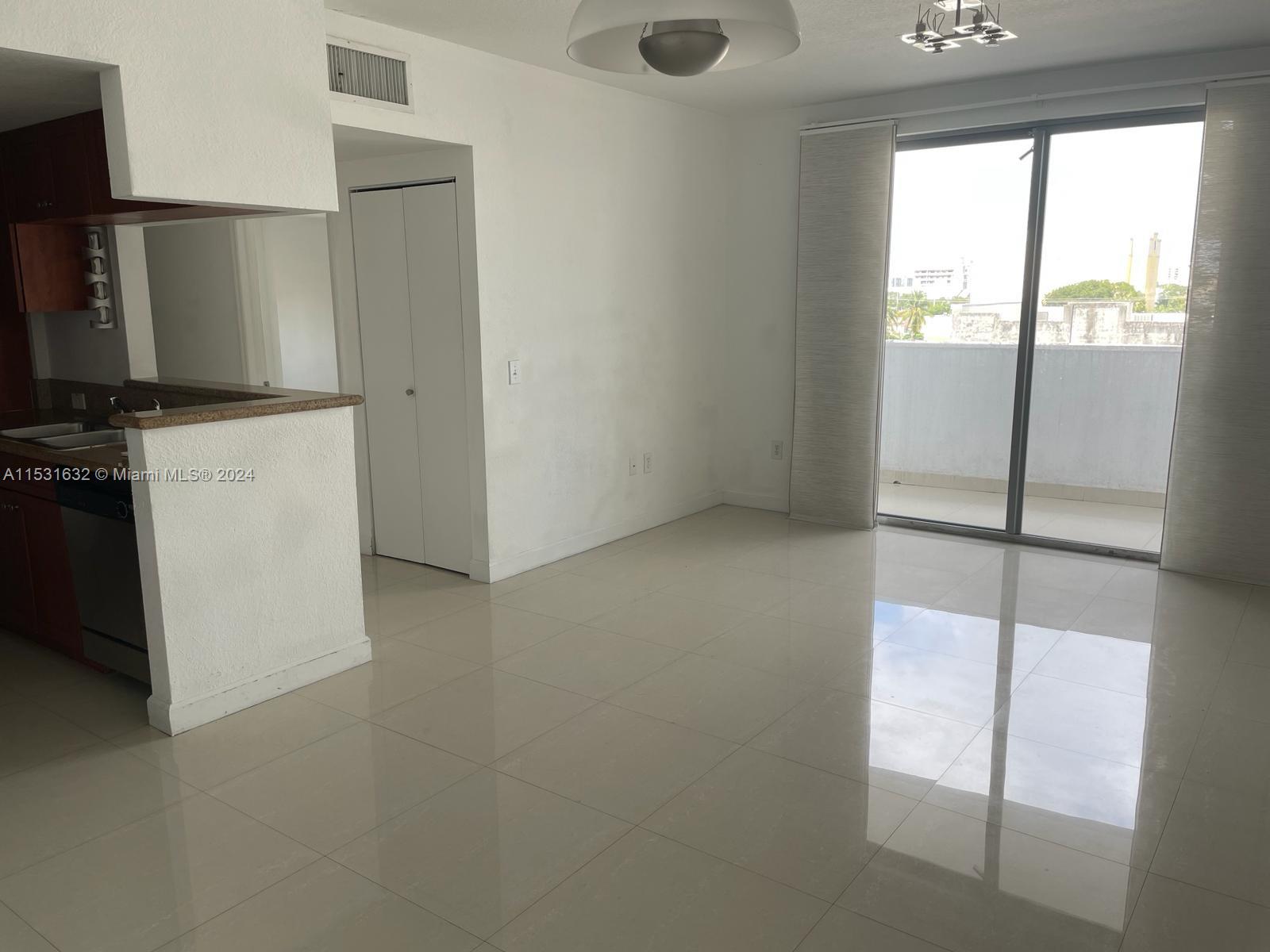 36 NW 6th Ave 1103, Miami, Florida 33128, 1 Bedroom Bedrooms, ,1 BathroomBathrooms,Residentiallease,For Rent,36 NW 6th Ave 1103,A11531632