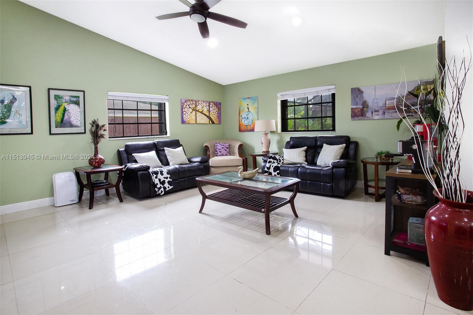 27525 SW 167th Ct, Unincorporated Dade County, Florida 33031, 4 Bedrooms Bedrooms, ,2 BathroomsBathrooms,Residential,For Sale,27525 SW 167th Ct,A11513945