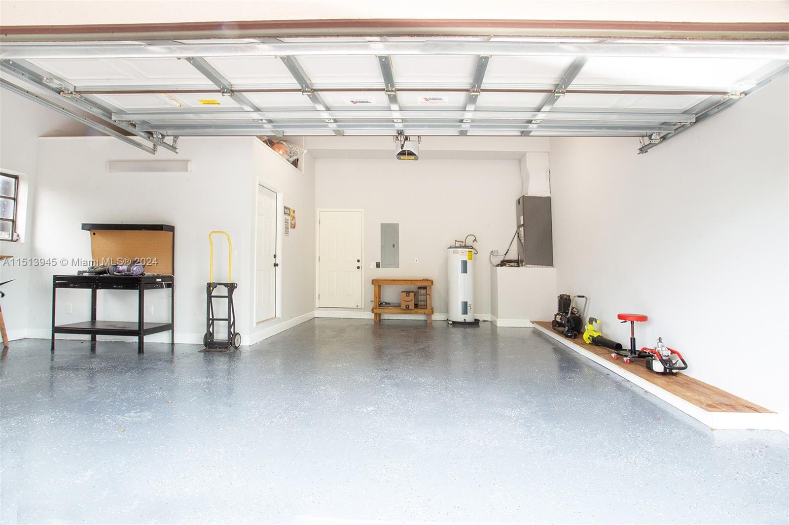 27525 SW 167th Ct, Unincorporated Dade County, Florida 33031, 4 Bedrooms Bedrooms, ,2 BathroomsBathrooms,Residential,For Sale,27525 SW 167th Ct,A11513945