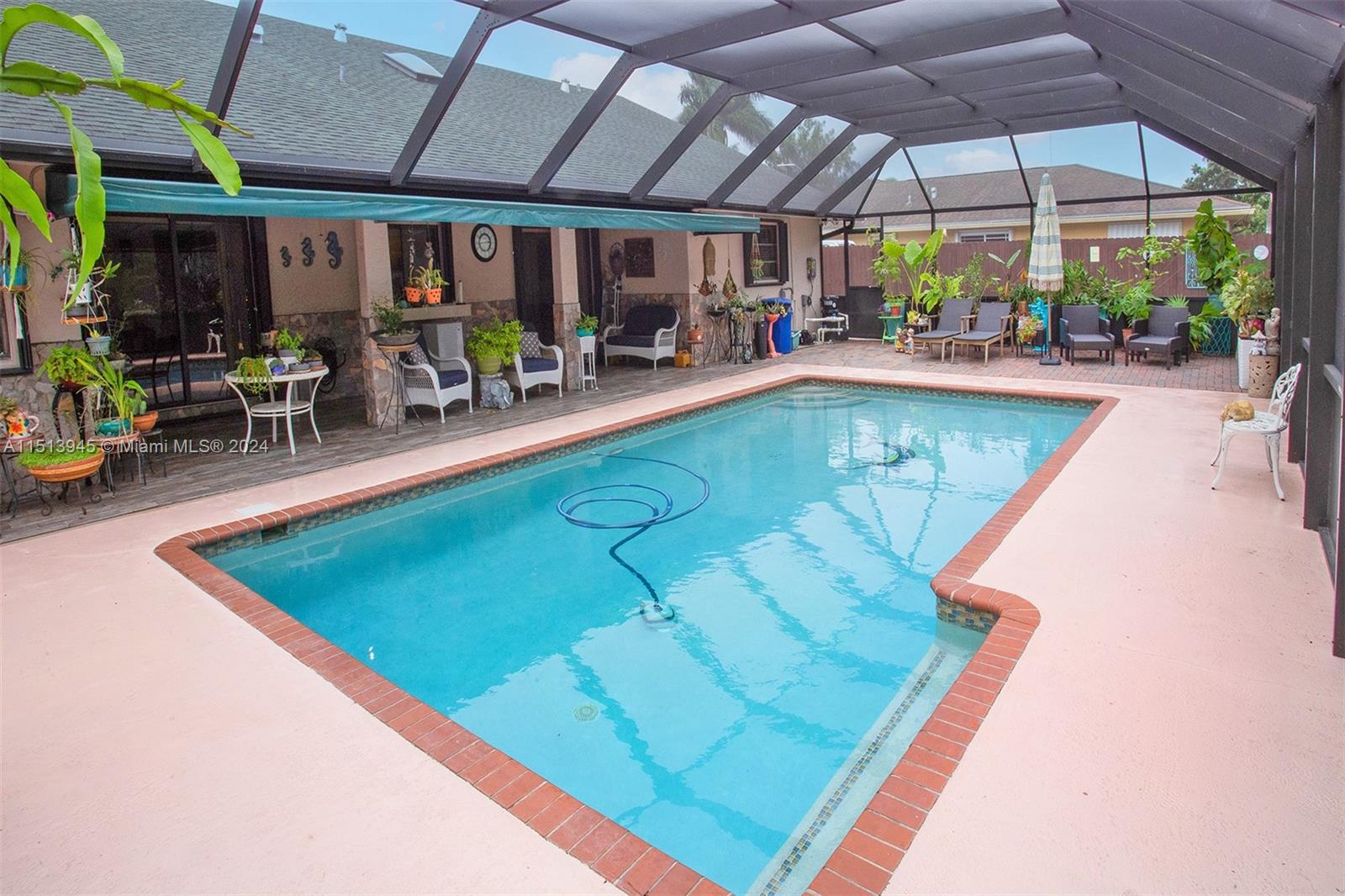 27525 SW 167th Ct, Unincorporated Dade County, Florida 33031, 4 Bedrooms Bedrooms, ,2 BathroomsBathrooms,Residential,For Sale,27525 SW 167th Ct,A11513945