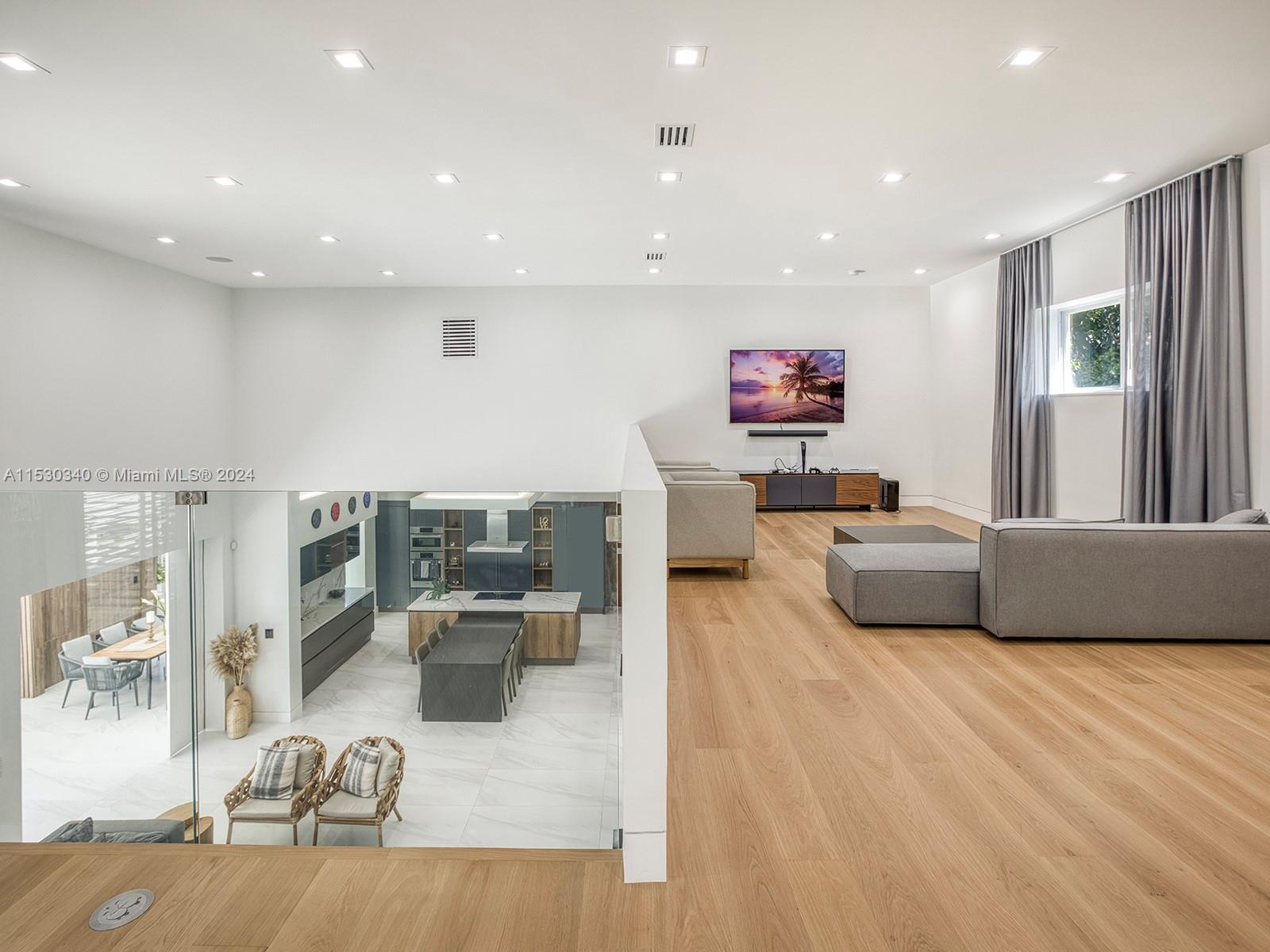 5970 135th Ter, Pinecrest, FL, 33156 United States, 6 Bedrooms Bedrooms, ,6 BathroomsBathrooms,Residential,For Sale,135th Ter,A11530340