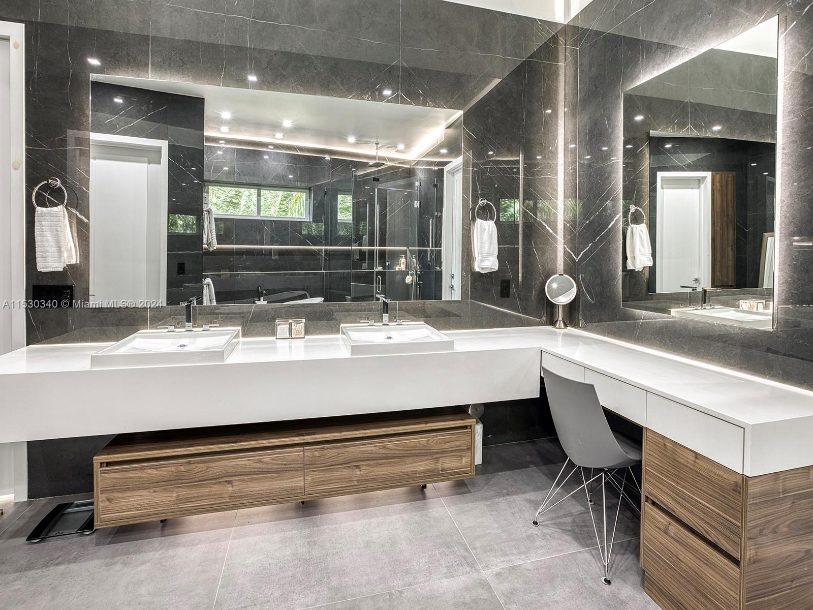 5970 135th Ter, Pinecrest, FL, 33156 United States, 6 Bedrooms Bedrooms, ,6 BathroomsBathrooms,Residential,For Sale,135th Ter,A11530340