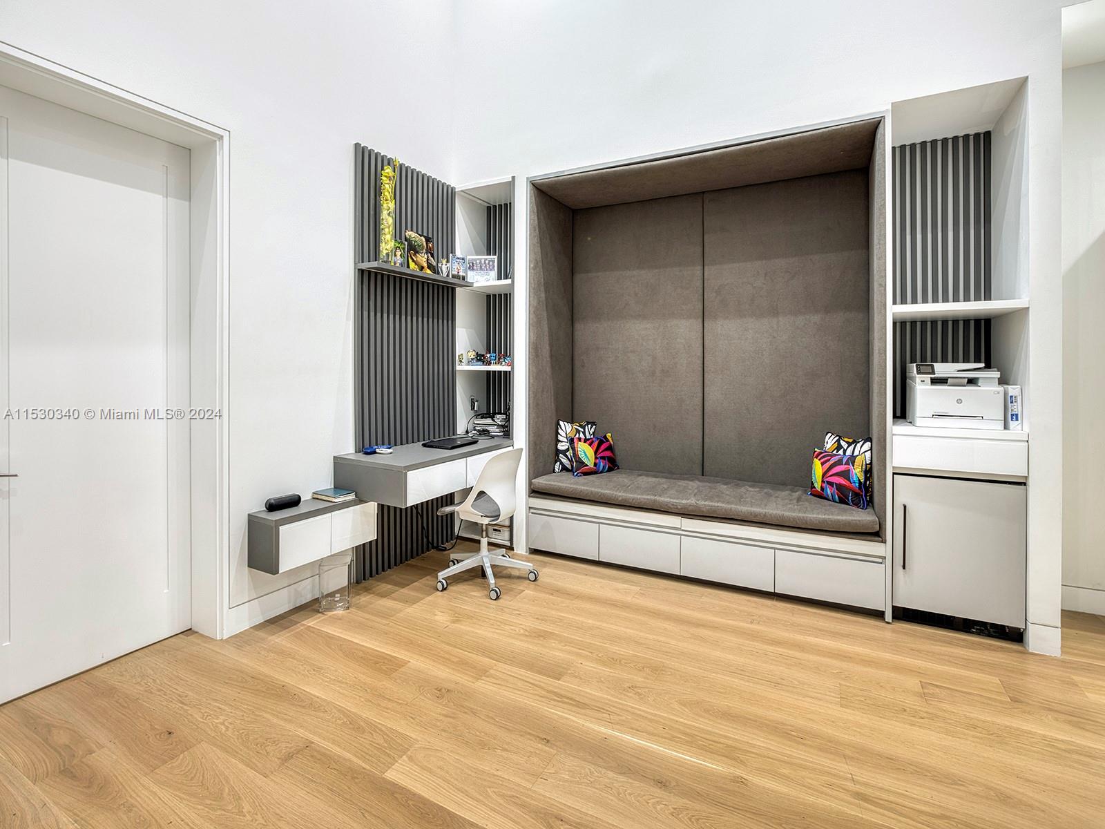 5970 135th Ter, Pinecrest, FL, 33156 United States, 6 Bedrooms Bedrooms, ,6 BathroomsBathrooms,Residential,For Sale,135th Ter,A11530340