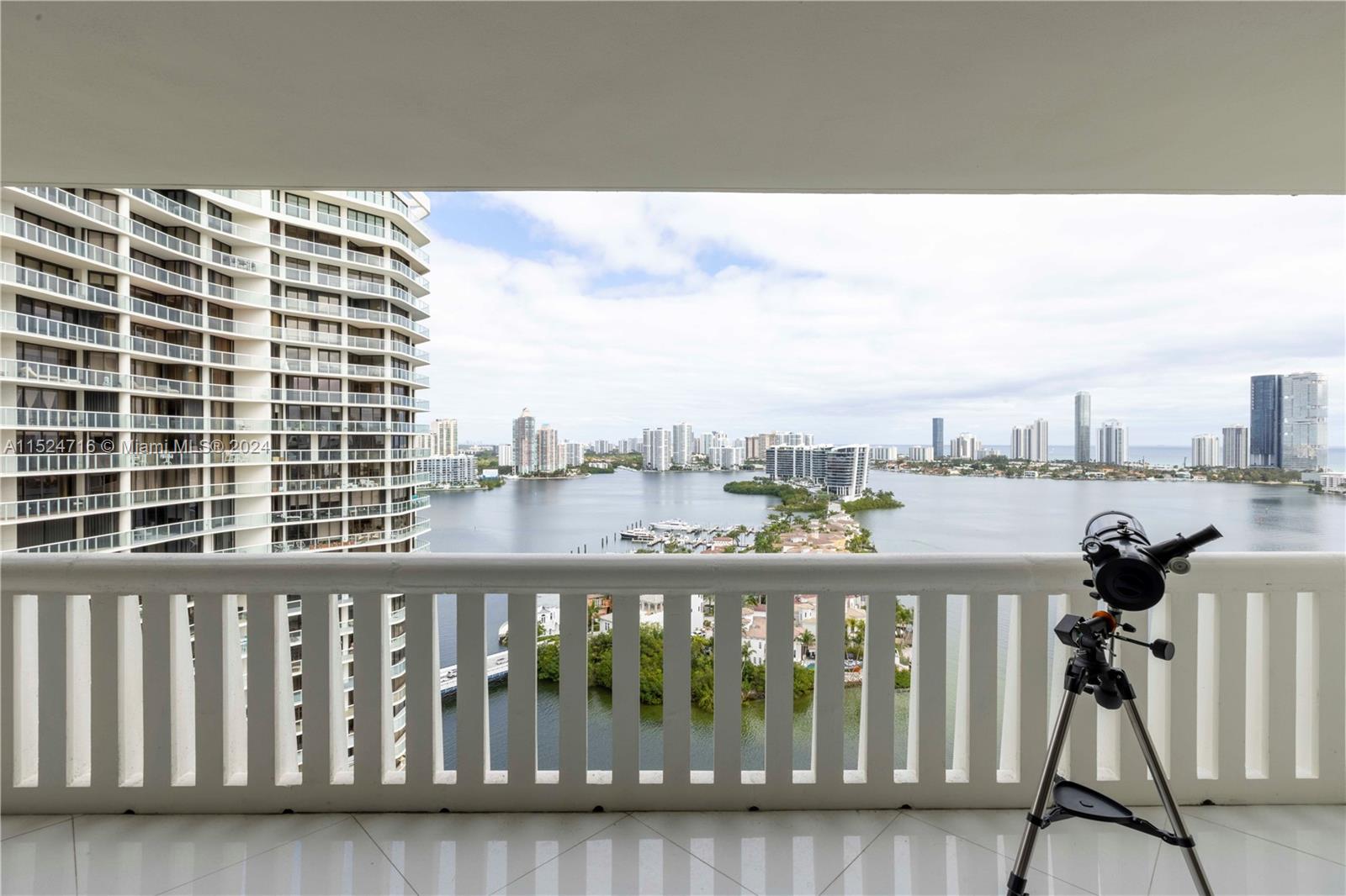 3000 ISLAND BL, Aventura, FL, 33160 United States, 3 Bedrooms Bedrooms, ,3 BathroomsBathrooms,Residential,For Sale,ISLAND BL,A11524716