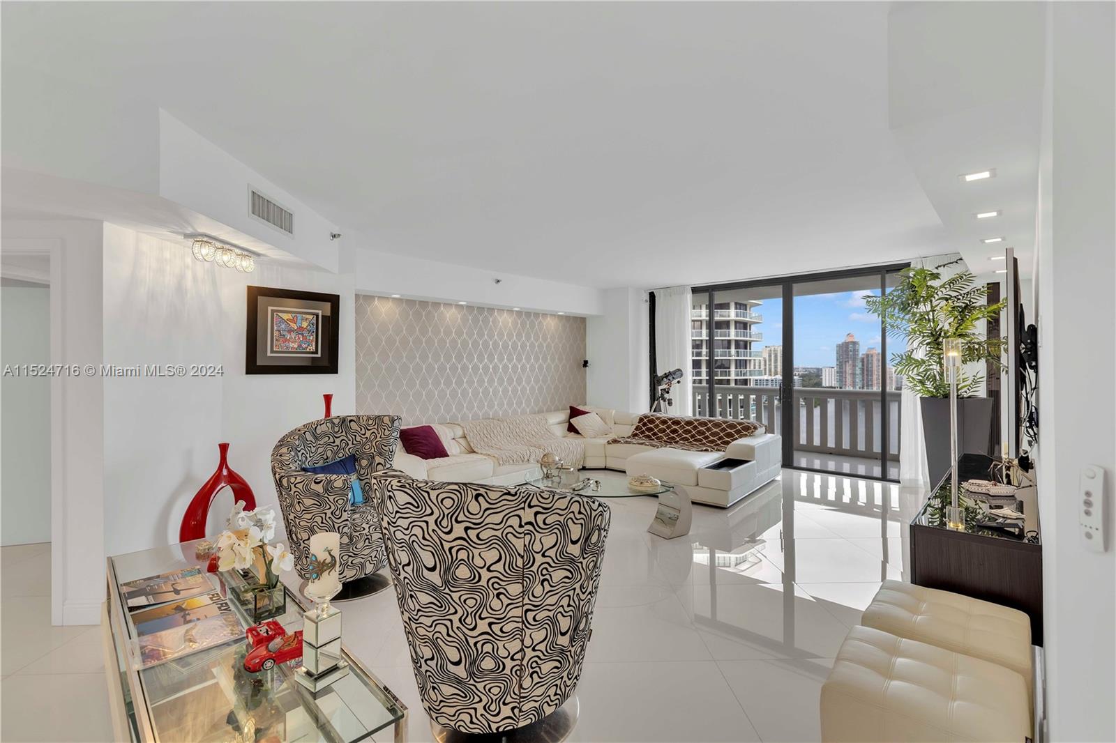 3000 ISLAND BL, Aventura, FL, 33160 United States, 3 Bedrooms Bedrooms, ,3 BathroomsBathrooms,Residential,For Sale,ISLAND BL,A11524716