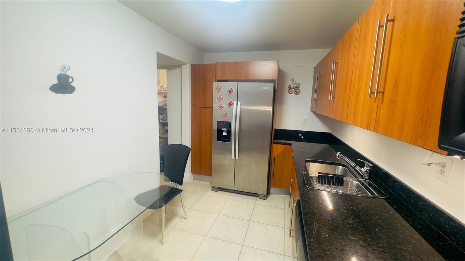 3000 S Ocean Dr 306, Hollywood, Florida 33019, 1 Bedroom Bedrooms, ,1 BathroomBathrooms,Residentiallease,For Rent,3000 S Ocean Dr 306,A11531660