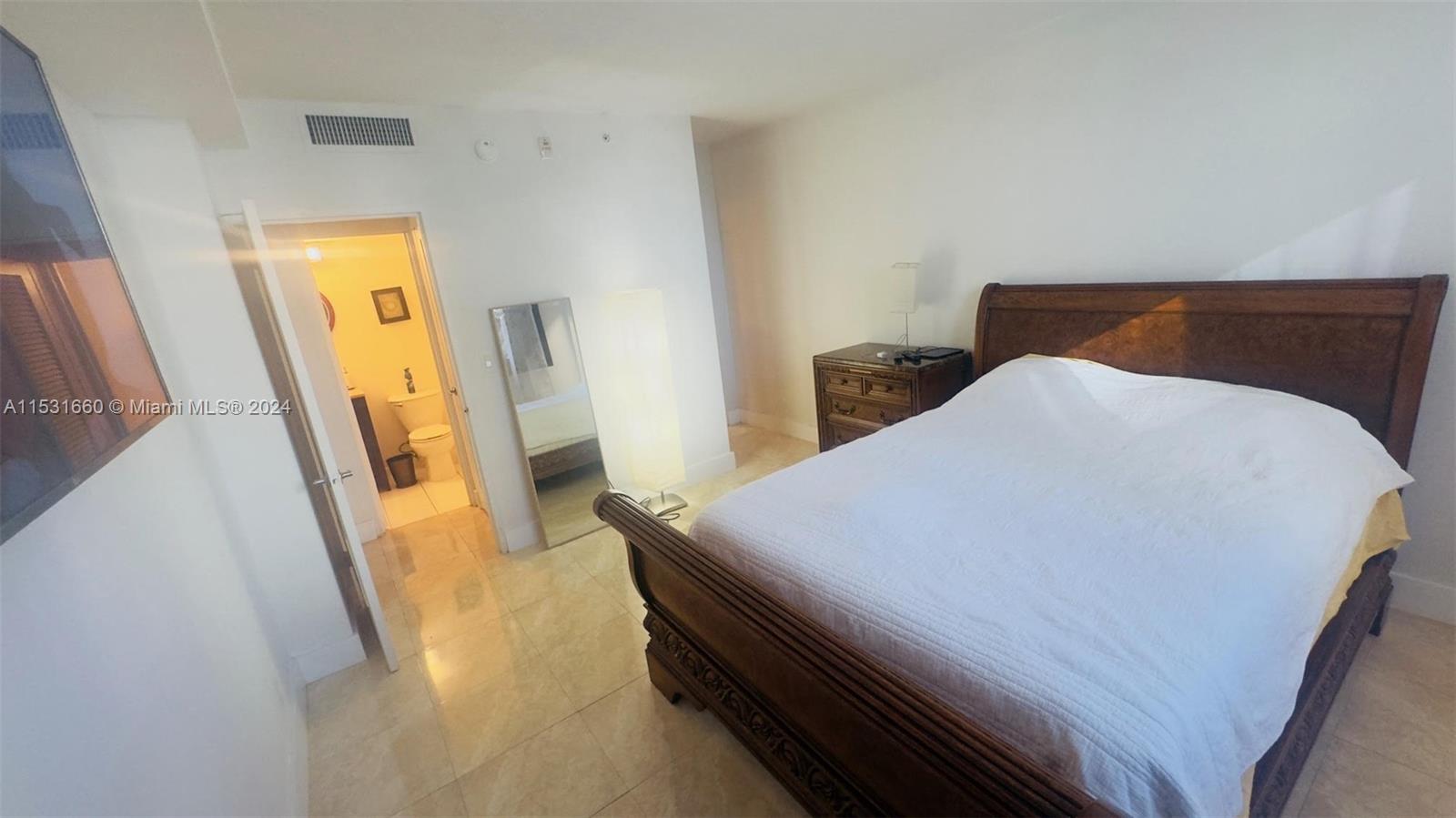 3000 S Ocean Dr 306, Hollywood, Florida 33019, 1 Bedroom Bedrooms, ,1 BathroomBathrooms,Residentiallease,For Rent,3000 S Ocean Dr 306,A11531660