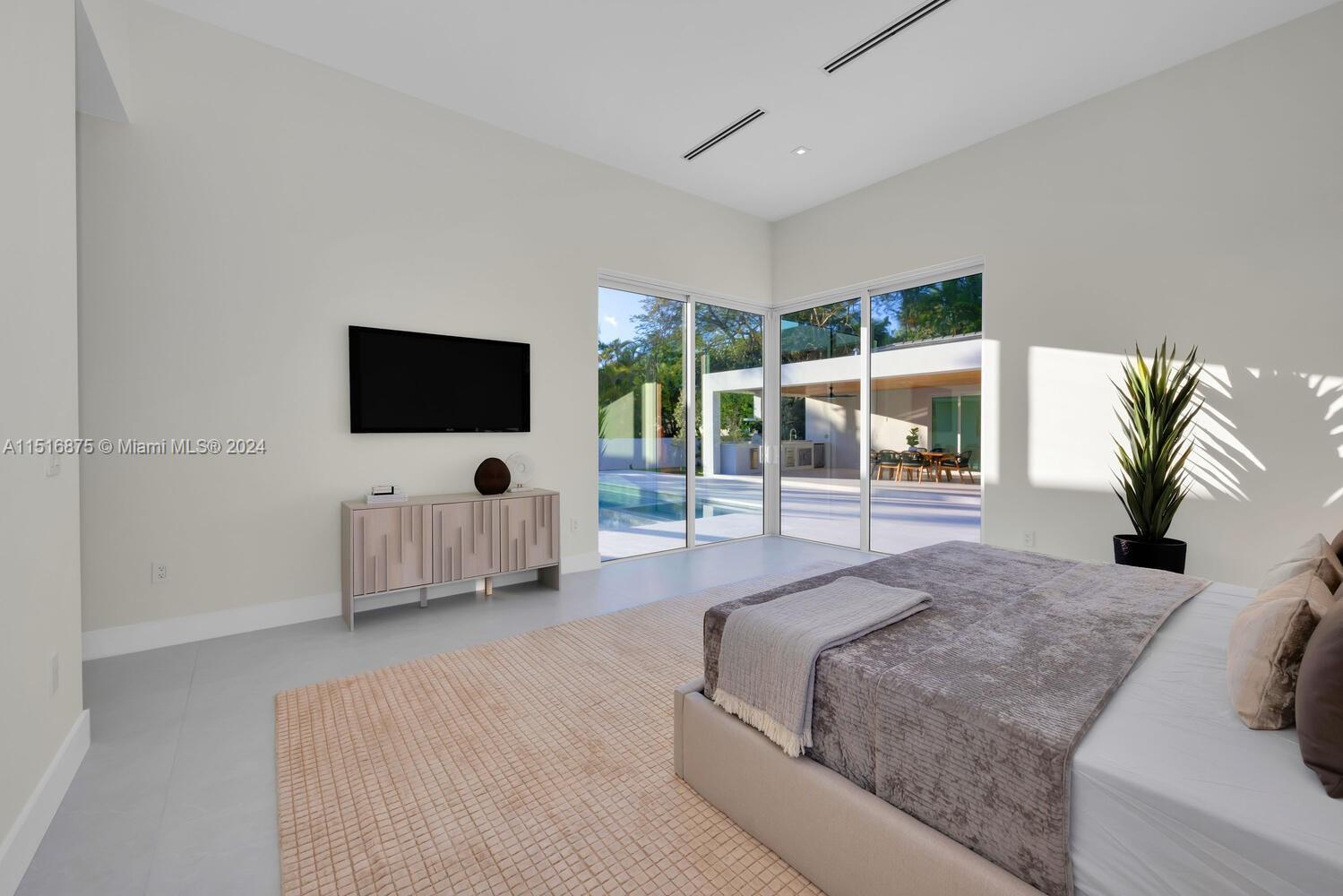 7105 Sunset Dr, Miami, FL, 33143 United States, 6 Bedrooms Bedrooms, ,5 BathroomsBathrooms,Residential,For Sale,Sunset Dr,A11516875