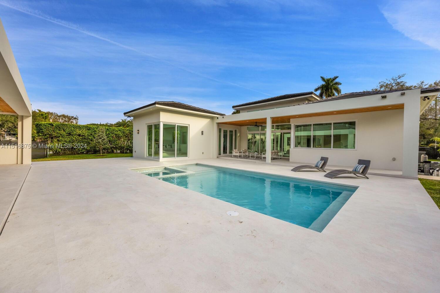 7105 Sunset Dr, Miami, FL, 33143 United States, 6 Bedrooms Bedrooms, ,5 BathroomsBathrooms,Residential,For Sale,Sunset Dr,A11516875