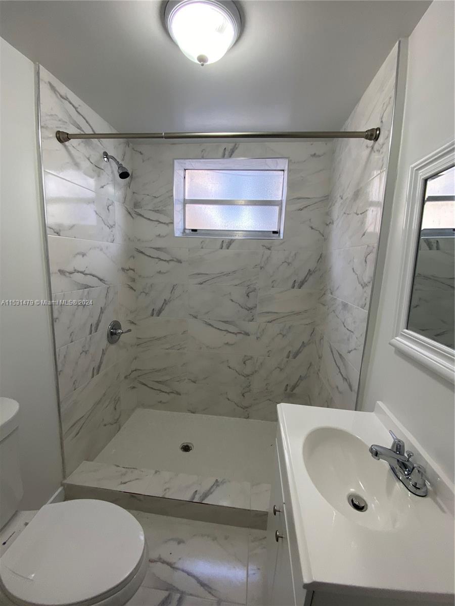 2126 NW Flagler Ter, Miami, Florida 33125, ,Residentialincome,For Sale,2126 NW Flagler Ter,A11531479