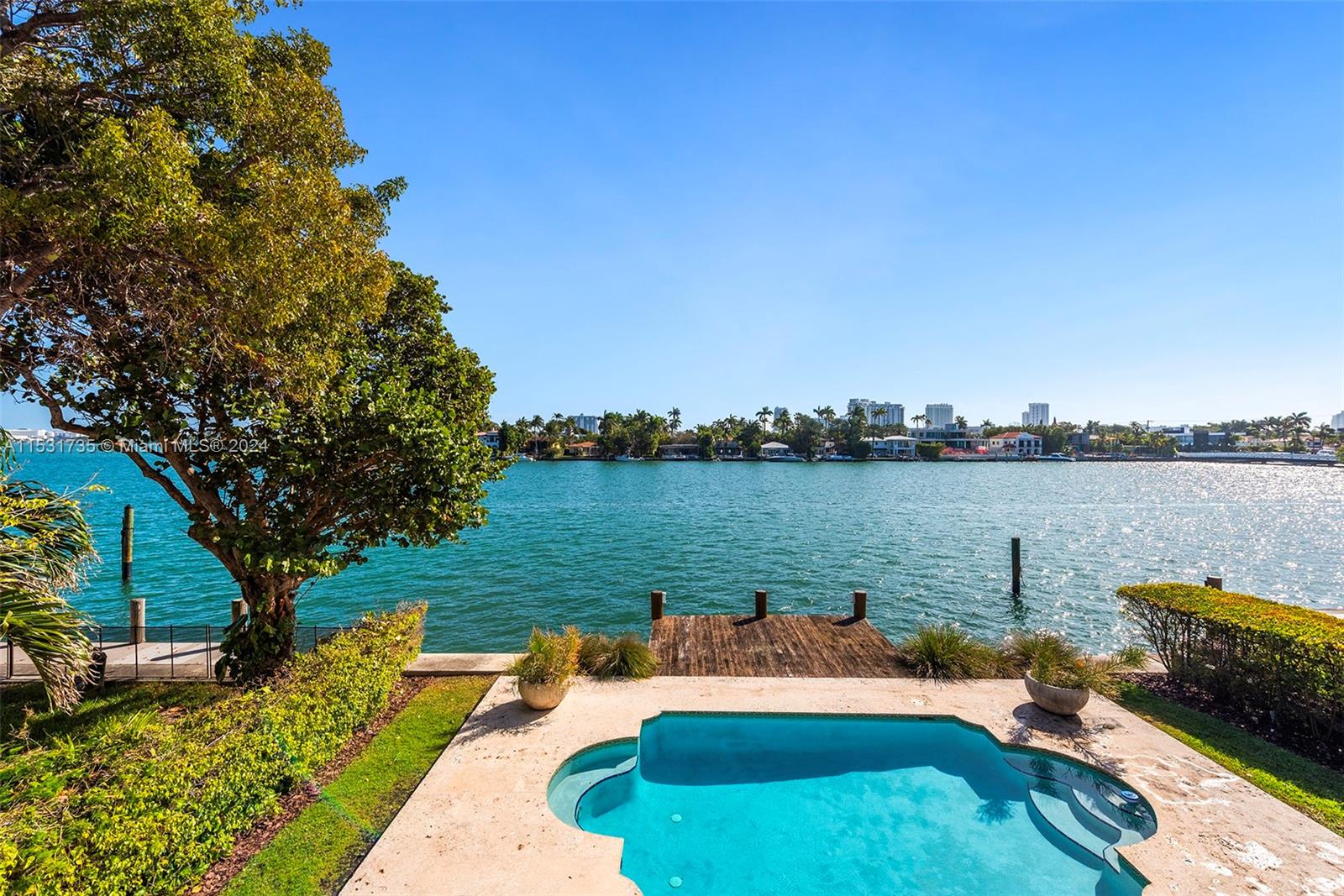 527 Dilido Dr, Miami Beach, FL, 33139 United States, 4 Bedrooms Bedrooms, ,4 BathroomsBathrooms,Residential,For Sale,Dilido Dr,A11531735