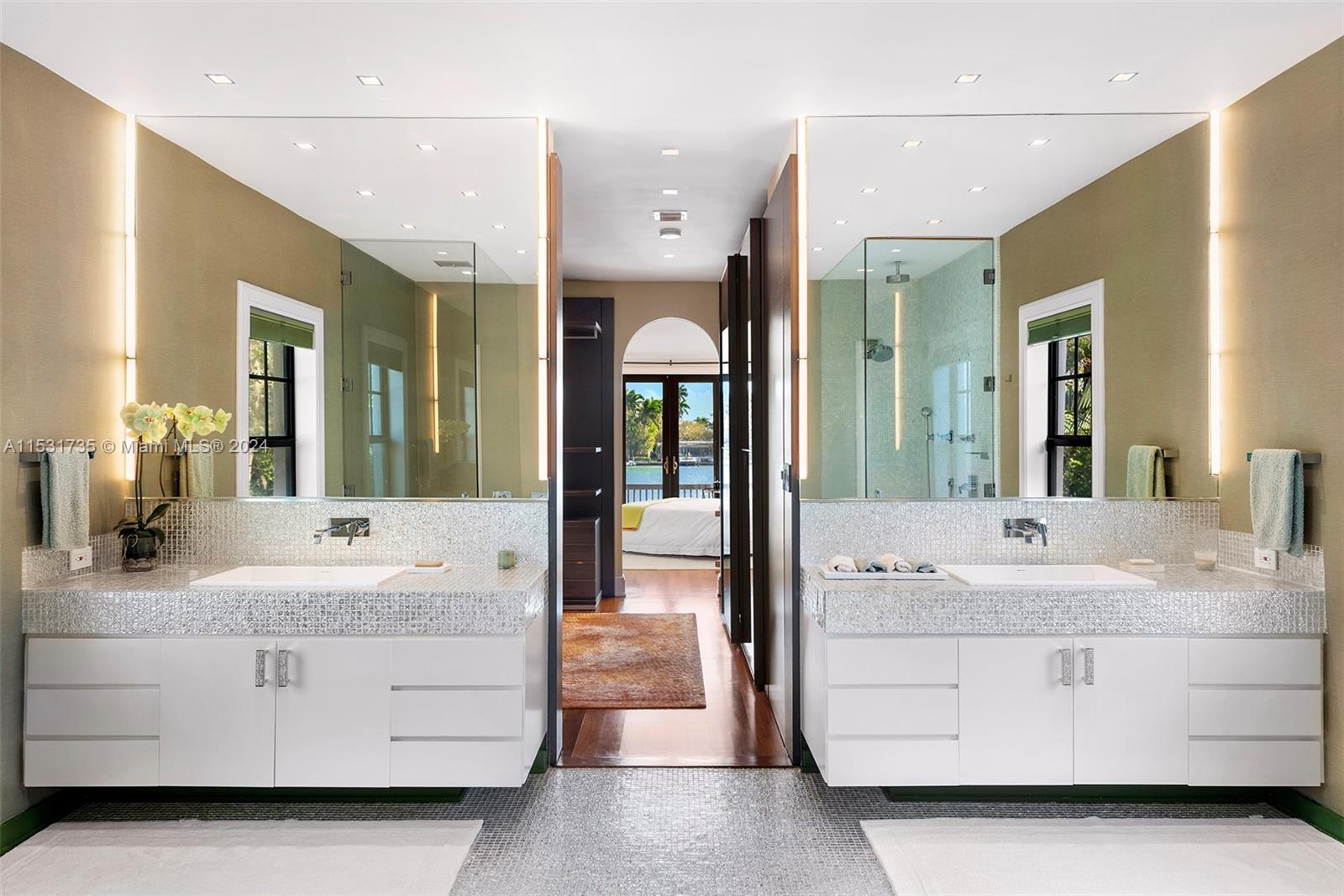 527 Dilido Dr, Miami Beach, FL, 33139 United States, 4 Bedrooms Bedrooms, ,4 BathroomsBathrooms,Residential,For Sale,Dilido Dr,A11531735