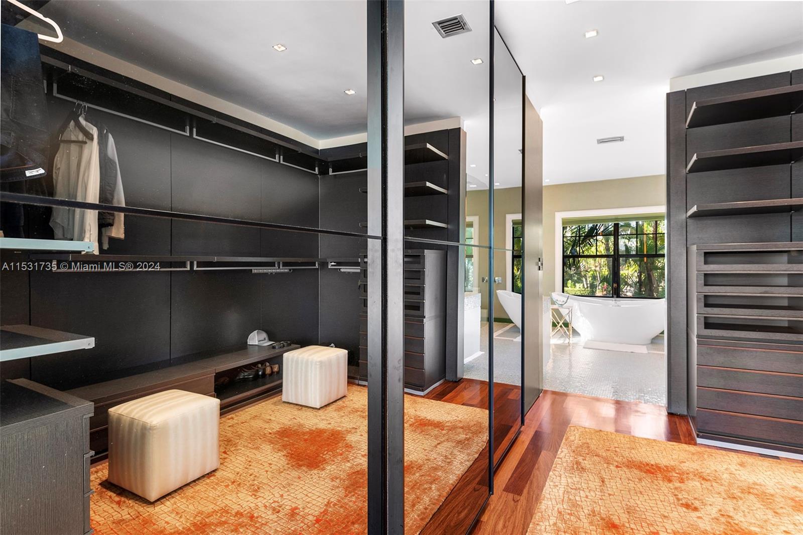 527 Dilido Dr, Miami Beach, FL, 33139 United States, 4 Bedrooms Bedrooms, ,4 BathroomsBathrooms,Residential,For Sale,Dilido Dr,A11531735