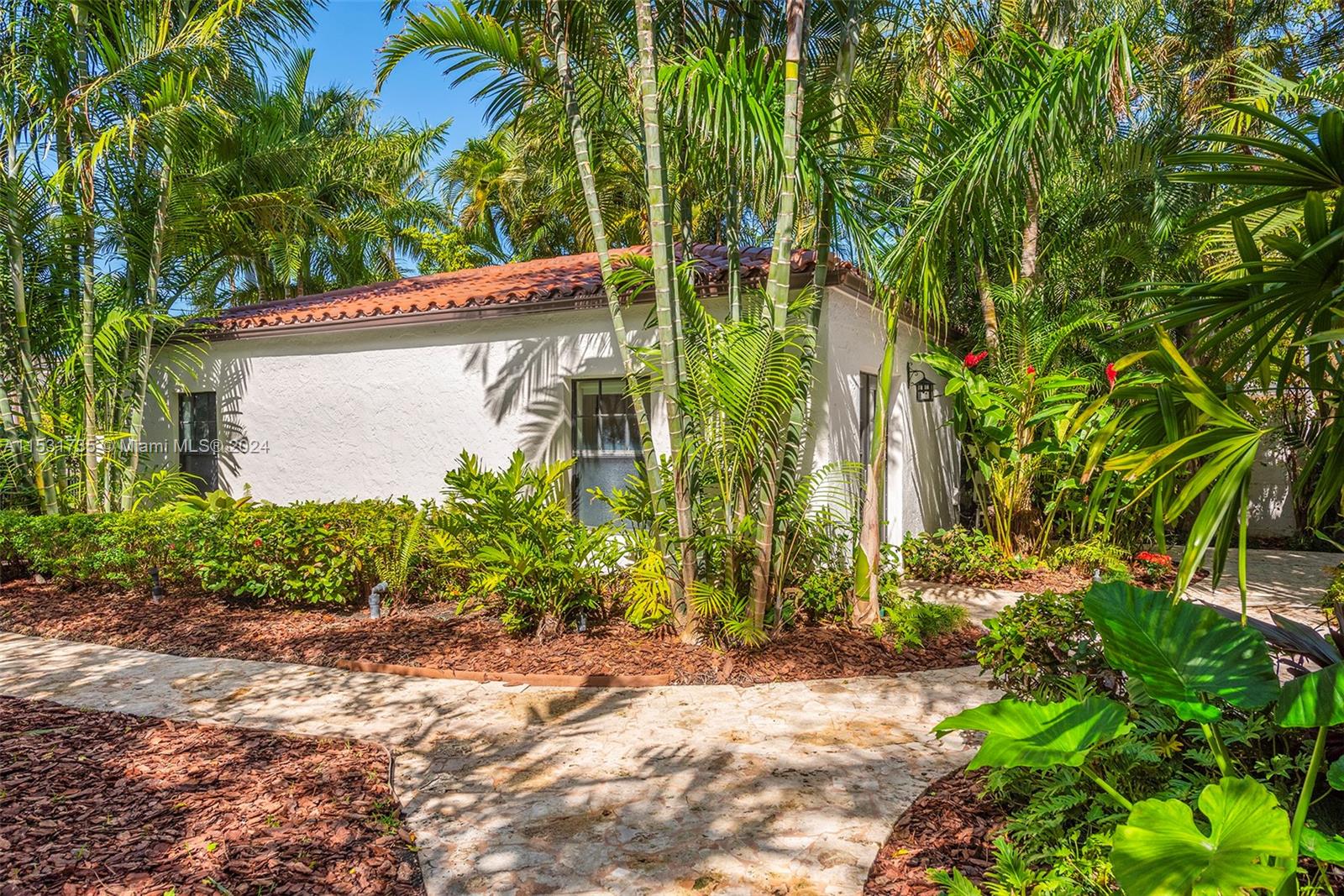 527 Dilido Dr, Miami Beach, FL, 33139 United States, 4 Bedrooms Bedrooms, ,4 BathroomsBathrooms,Residential,For Sale,Dilido Dr,A11531735