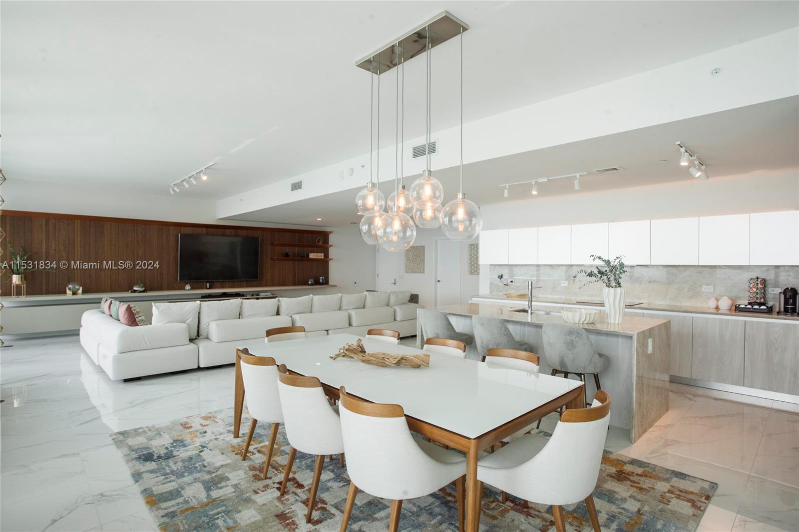 3131 NE 7th Ave PH5102, Miami, Florida 33137, 4 Bedrooms Bedrooms, ,5 BathroomsBathrooms,Residentiallease,For Rent,3131 NE 7th Ave PH5102,A11531834