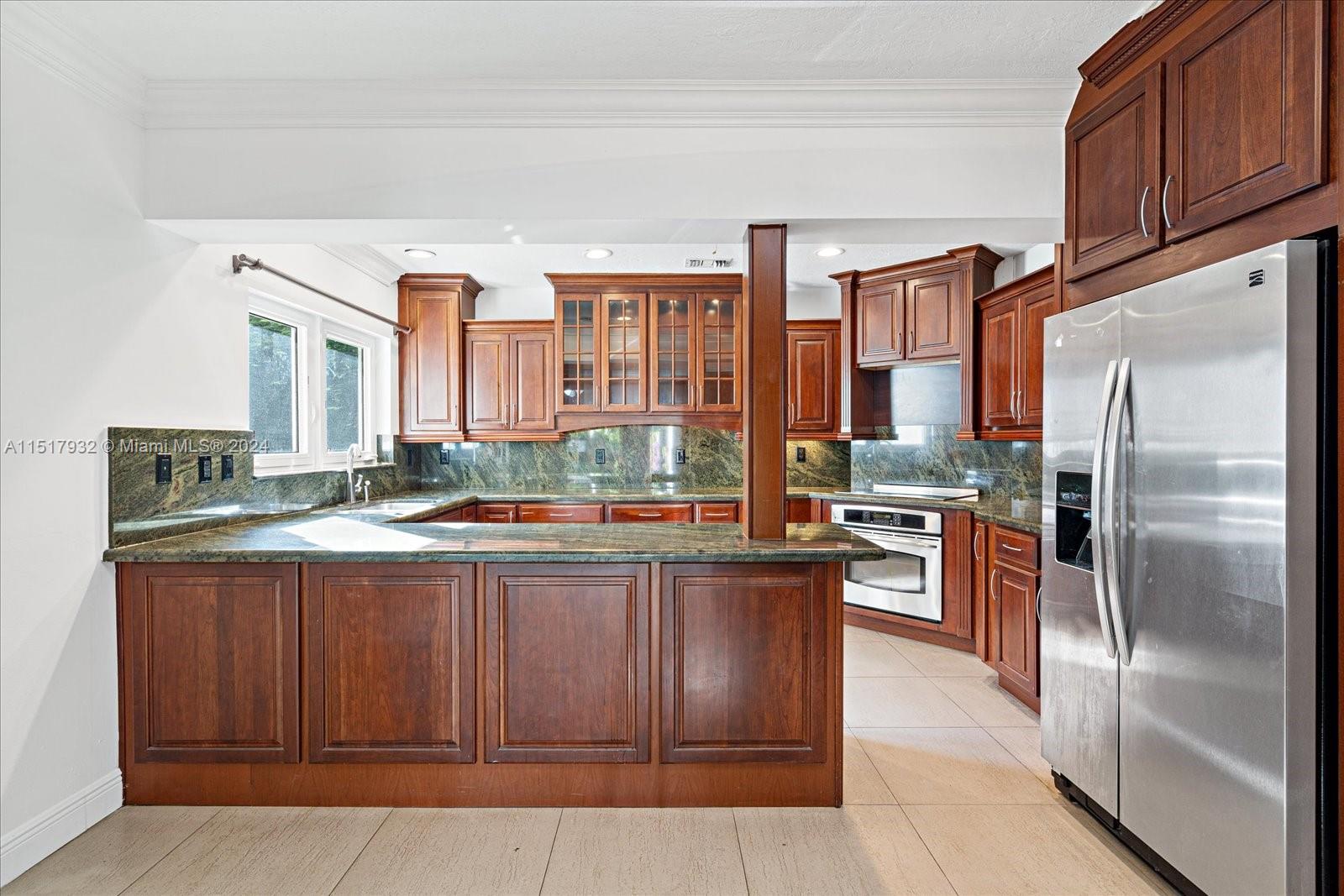 906 Palermo Ave 906, Coral Gables, Florida 33134, 7 Bedrooms Bedrooms, ,6 BathroomsBathrooms,Residentiallease,For Rent,906 Palermo Ave 906,A11517932