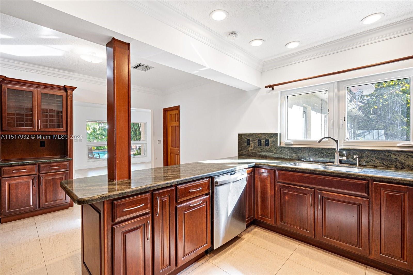 906 Palermo Ave 906, Coral Gables, Florida 33134, 7 Bedrooms Bedrooms, ,6 BathroomsBathrooms,Residentiallease,For Rent,906 Palermo Ave 906,A11517932