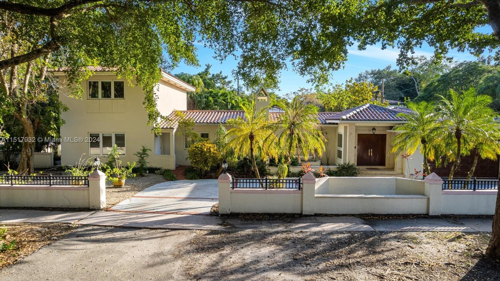 906 Palermo Ave 906, Coral Gables, Florida 33134, 7 Bedrooms Bedrooms, ,6 BathroomsBathrooms,Residentiallease,For Rent,906 Palermo Ave 906,A11517932