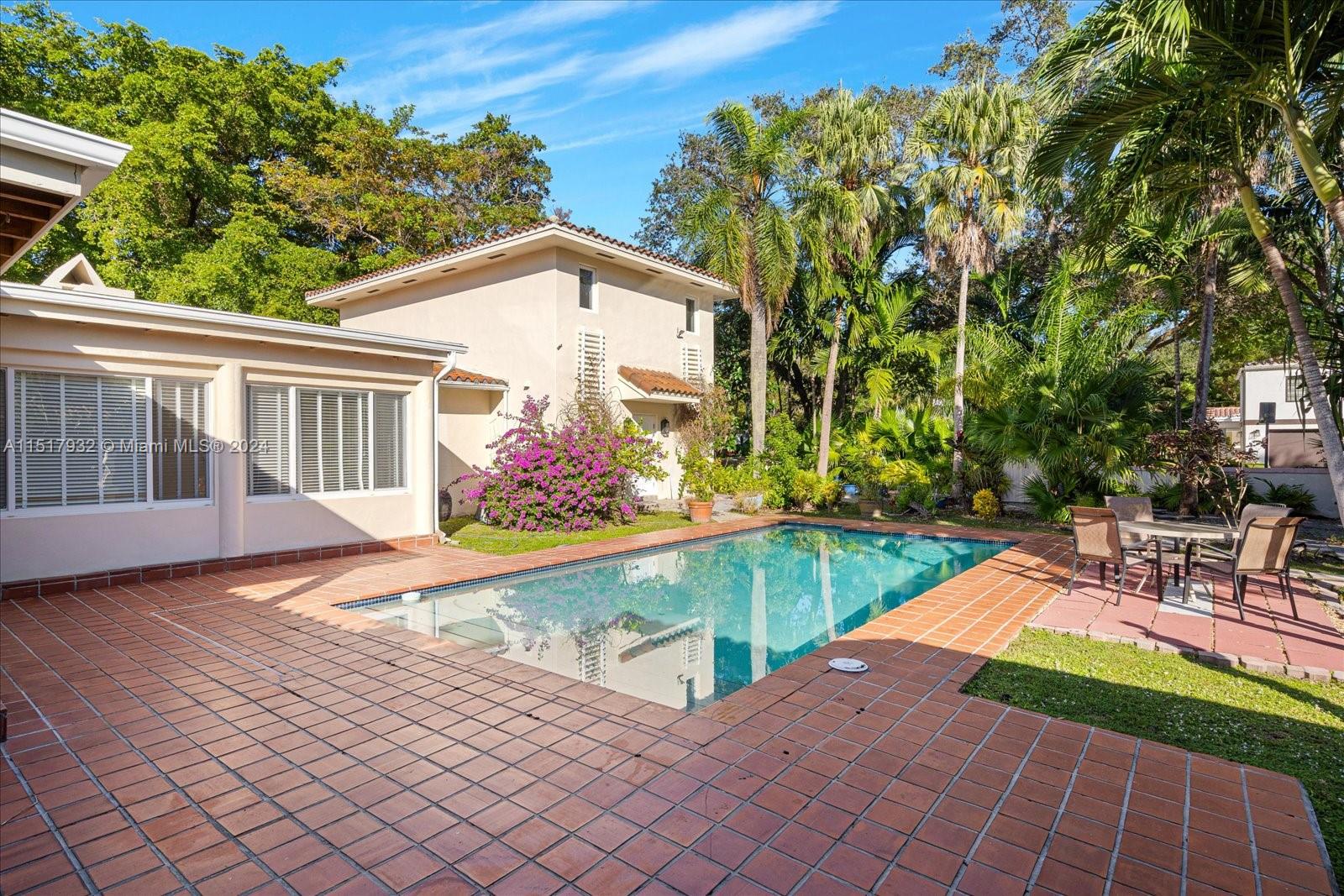 906 Palermo Ave 906, Coral Gables, Florida 33134, 7 Bedrooms Bedrooms, ,6 BathroomsBathrooms,Residentiallease,For Rent,906 Palermo Ave 906,A11517932