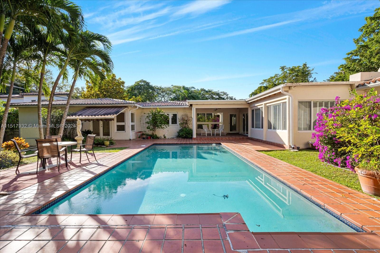 906 Palermo Ave 906, Coral Gables, Florida 33134, 7 Bedrooms Bedrooms, ,6 BathroomsBathrooms,Residentiallease,For Rent,906 Palermo Ave 906,A11517932