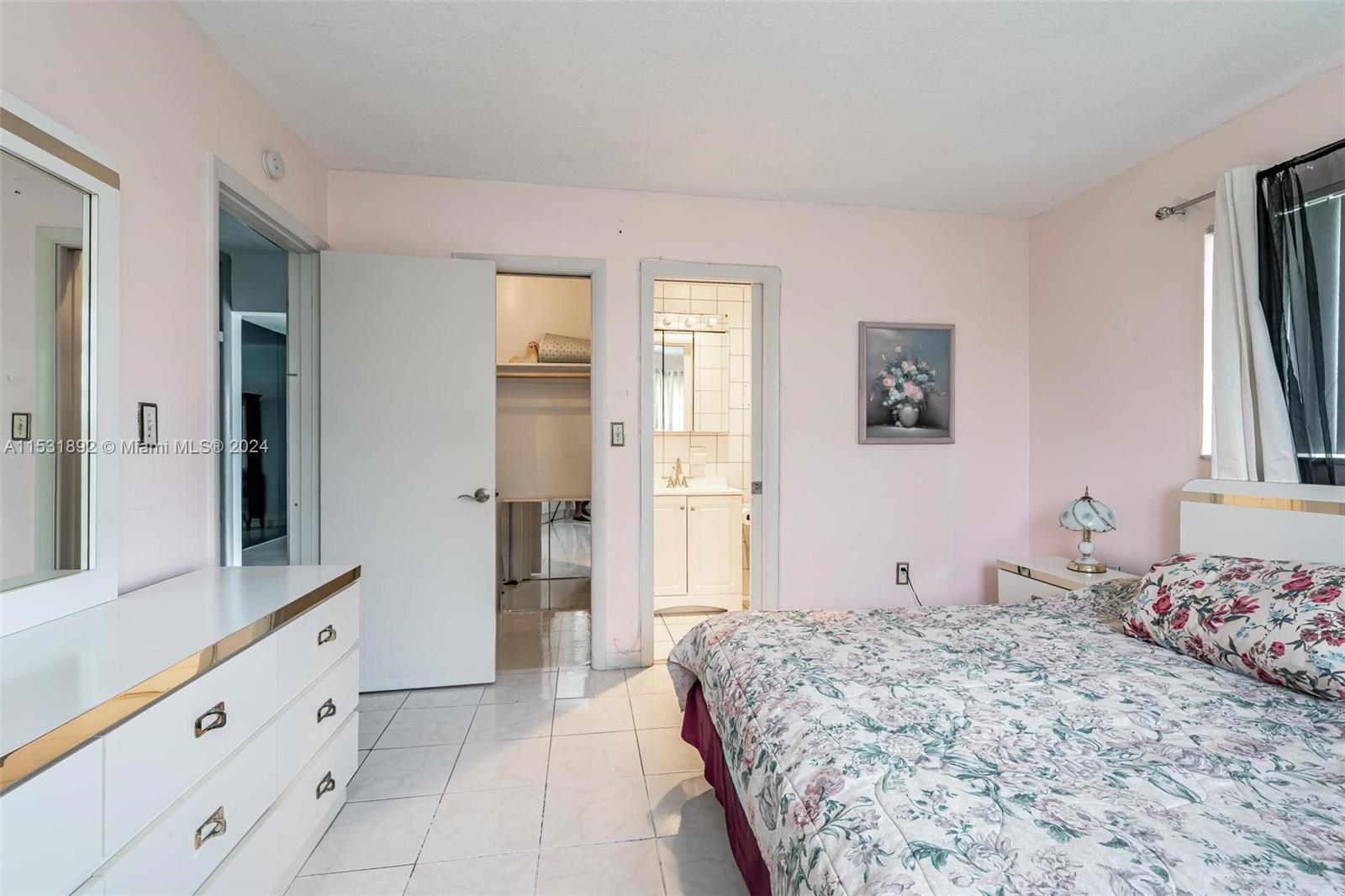 16790 NE 14th Ave 312, Miami, Florida 33162, 2 Bedrooms Bedrooms, ,2 BathroomsBathrooms,Residential,For Sale,16790 NE 14th Ave 312,A11531892