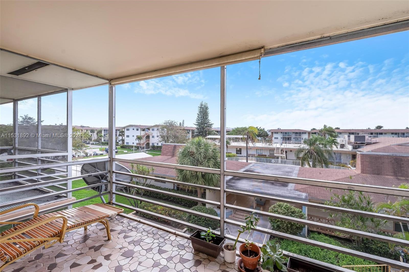 16790 NE 14th Ave 312, Miami, Florida 33162, 2 Bedrooms Bedrooms, ,2 BathroomsBathrooms,Residential,For Sale,16790 NE 14th Ave 312,A11531892