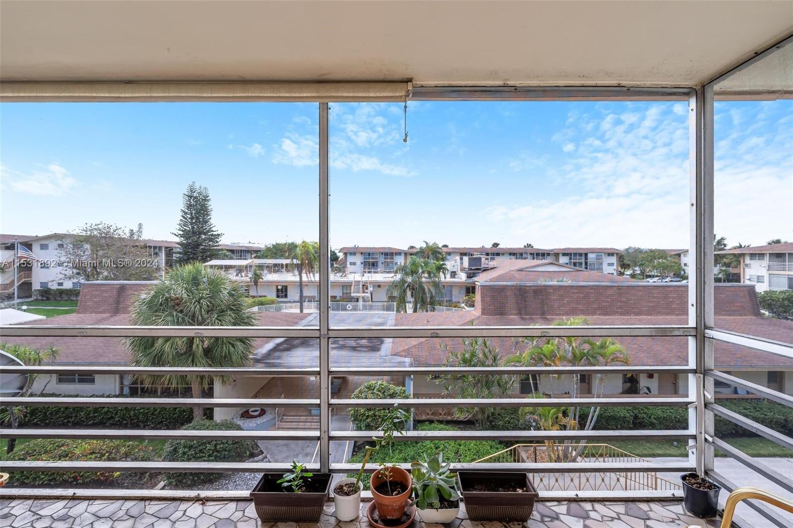 16790 NE 14th Ave 312, Miami, Florida 33162, 2 Bedrooms Bedrooms, ,2 BathroomsBathrooms,Residential,For Sale,16790 NE 14th Ave 312,A11531892