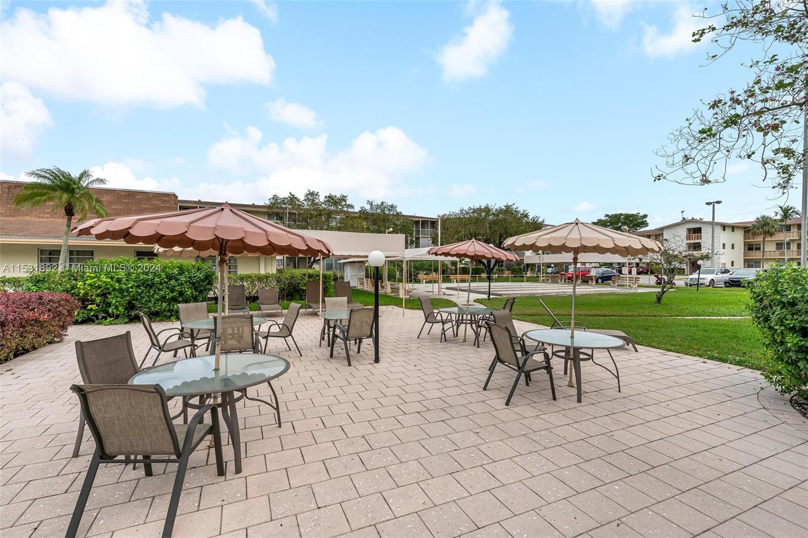 16790 NE 14th Ave 312, Miami, Florida 33162, 2 Bedrooms Bedrooms, ,2 BathroomsBathrooms,Residential,For Sale,16790 NE 14th Ave 312,A11531892