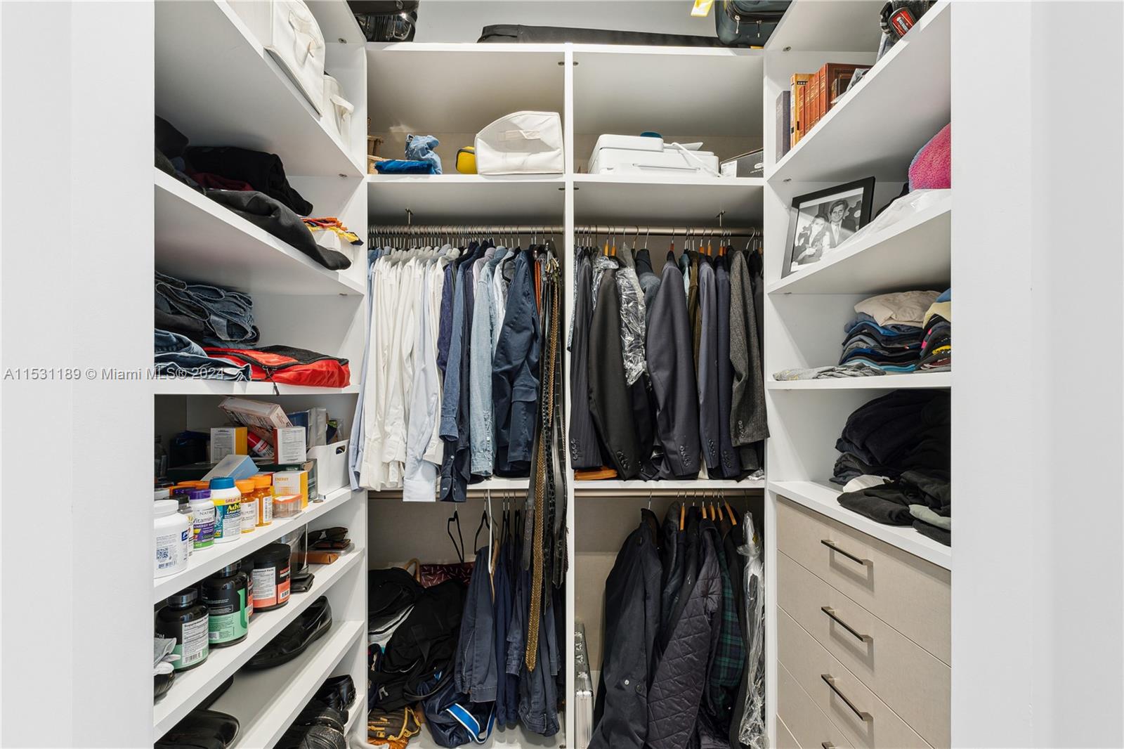 2821 Bayshore Dr, Miami, FL, 33133 United States, 4 Bedrooms Bedrooms, ,5 BathroomsBathrooms,Residential,For Sale,Bayshore Dr,A11531189