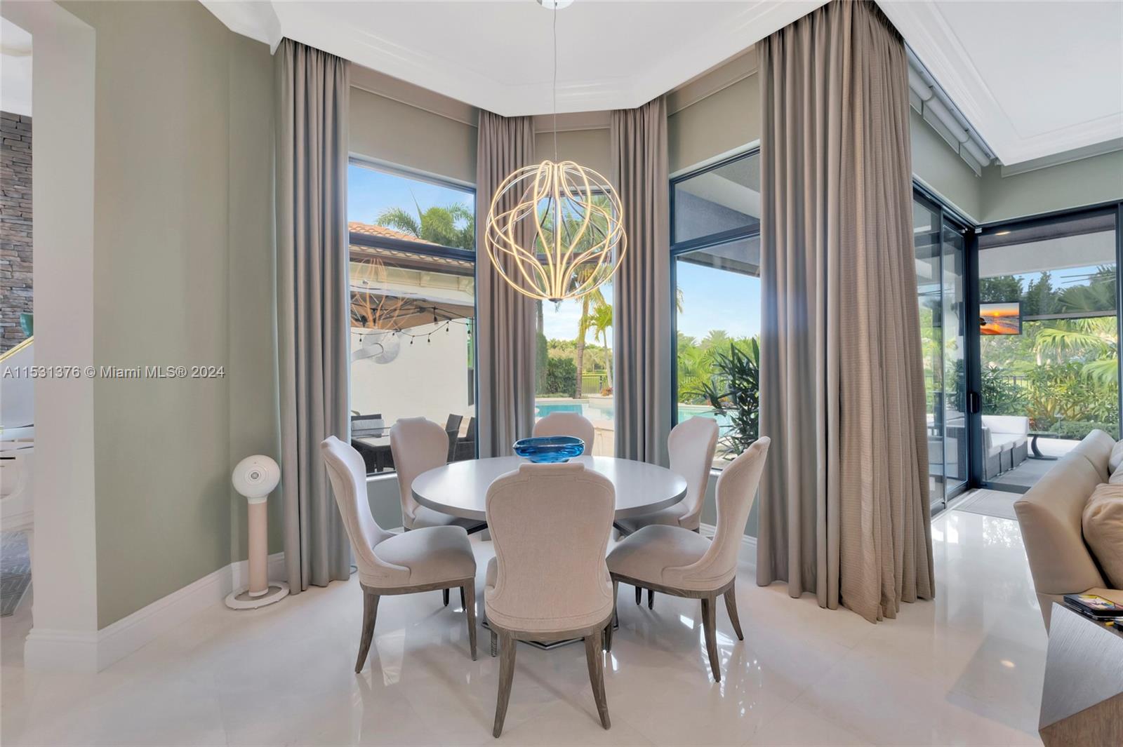 16822 Crown Bridge Dr, Delray Beach, FL, 33446 United States, 4 Bedrooms Bedrooms, ,5 BathroomsBathrooms,Residential,For Sale,Crown Bridge Dr,A11531376