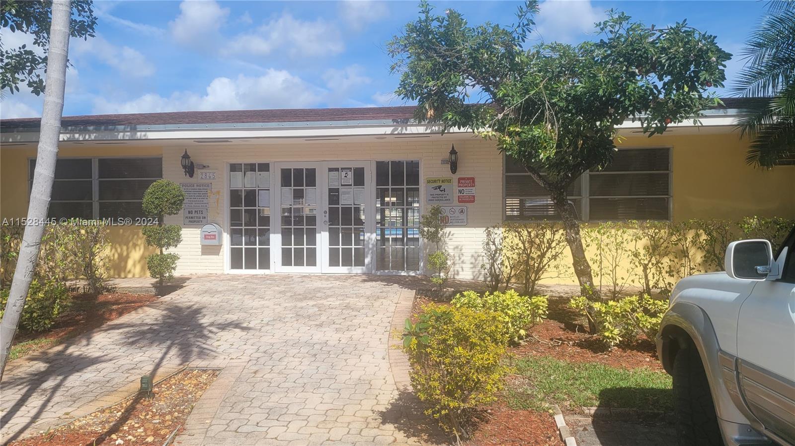 Clubhouse & Assn Office