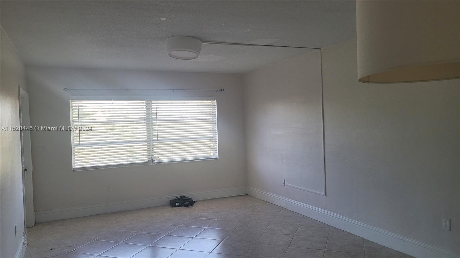2790 NE 201st Ter H324, Aventura, Florida 33180, 1 Bedroom Bedrooms, ,1 BathroomBathrooms,Residentiallease,For Rent,2790 NE 201st Ter H324,A11528445