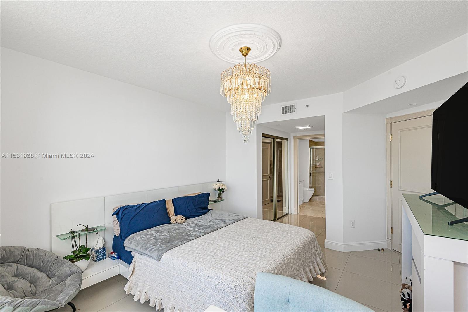 19501 W Country Club Dr 2612, Aventura, Florida 33180, 2 Bedrooms Bedrooms, ,2 BathroomsBathrooms,Residential,For Sale,19501 W Country Club Dr 2612,A11531938