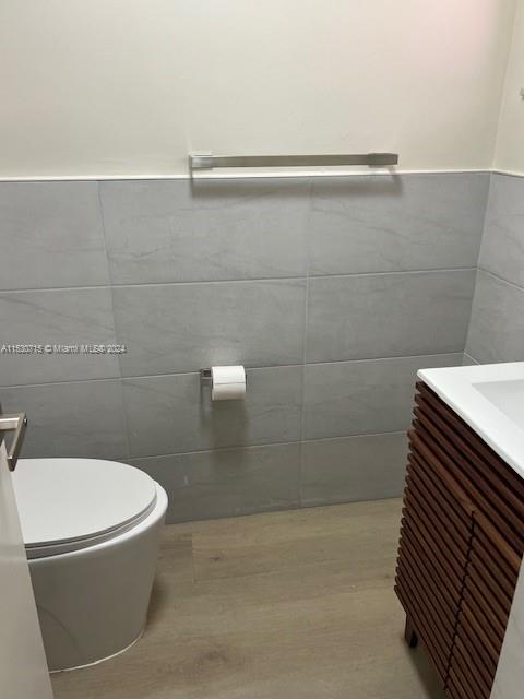 215 SE 3rd Ave 203C, Hallandale Beach, Florida 33009, 1 Bedroom Bedrooms, ,1 BathroomBathrooms,Residential,For Sale,215 SE 3rd Ave 203C,A11530715