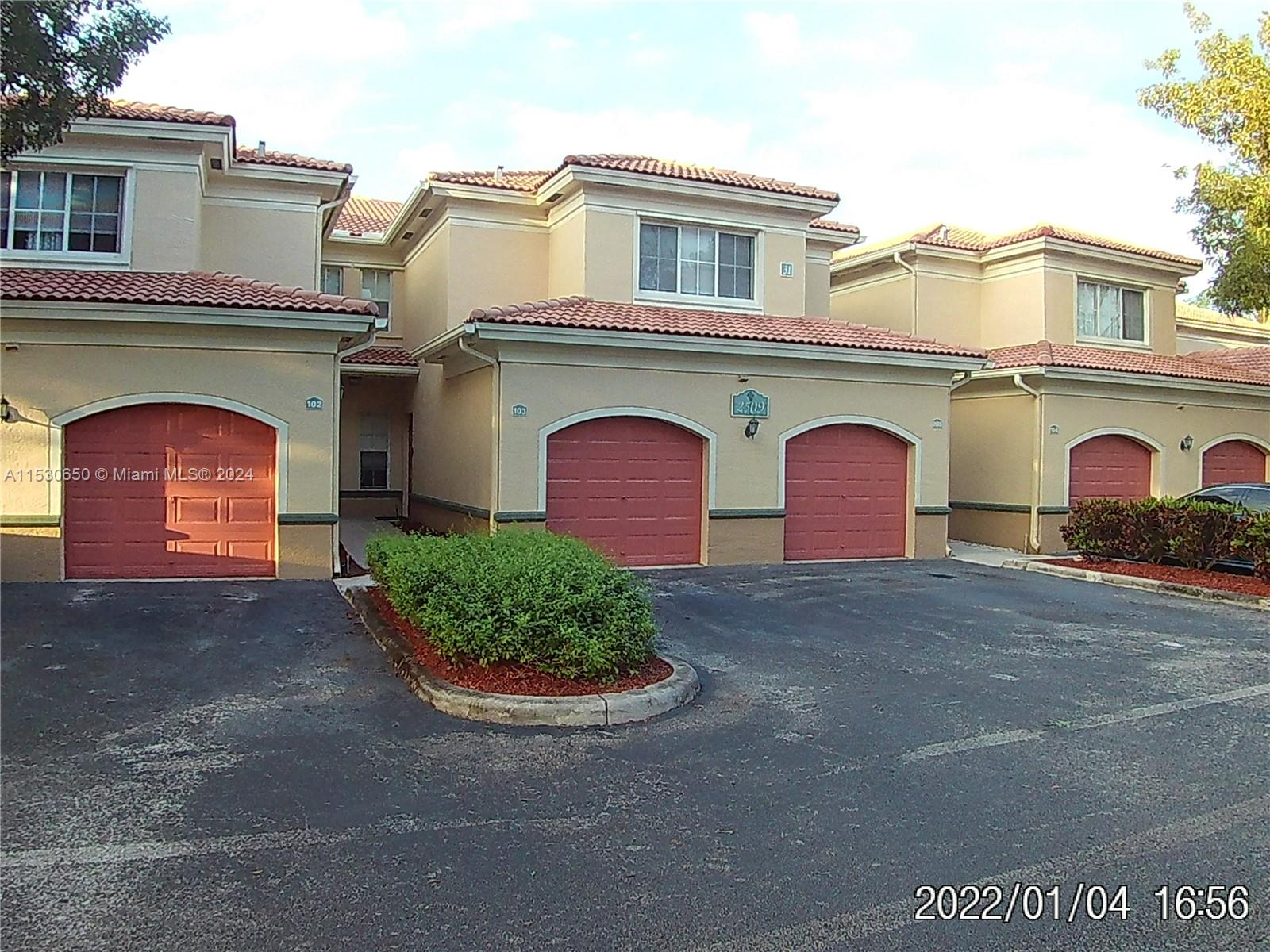 2509 Centergate Dr 103, Miramar, Florida 33025, 1 Bedroom Bedrooms, ,1 BathroomBathrooms,Residential,For Sale,2509 Centergate Dr 103,A11530650