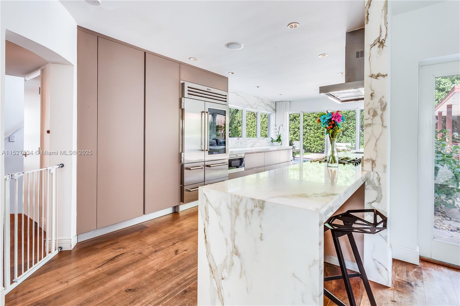 2701 Bay Rd, Miami Beach, FL, 33140 United States, 7 Bedrooms Bedrooms, ,8 BathroomsBathrooms,Residential,For Sale,Bay Rd,A11527634