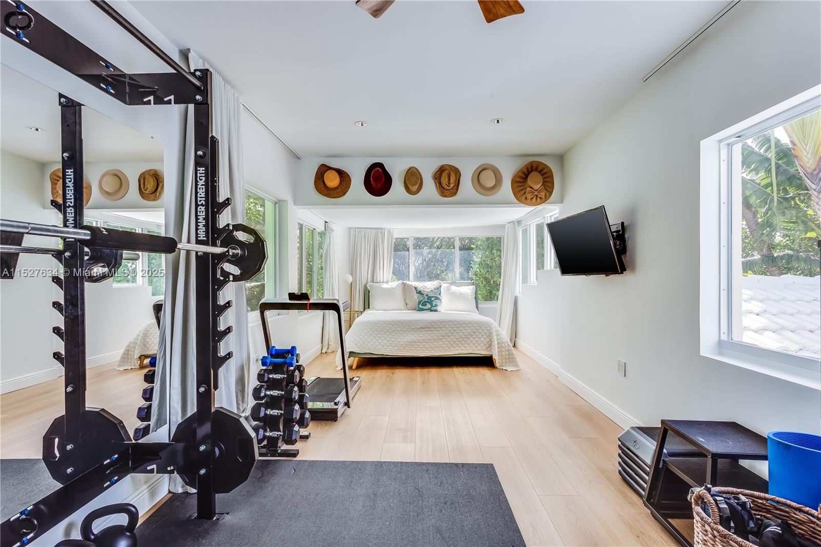 2701 Bay Rd, Miami Beach, FL, 33140 United States, 7 Bedrooms Bedrooms, ,8 BathroomsBathrooms,Residential,For Sale,Bay Rd,A11527634