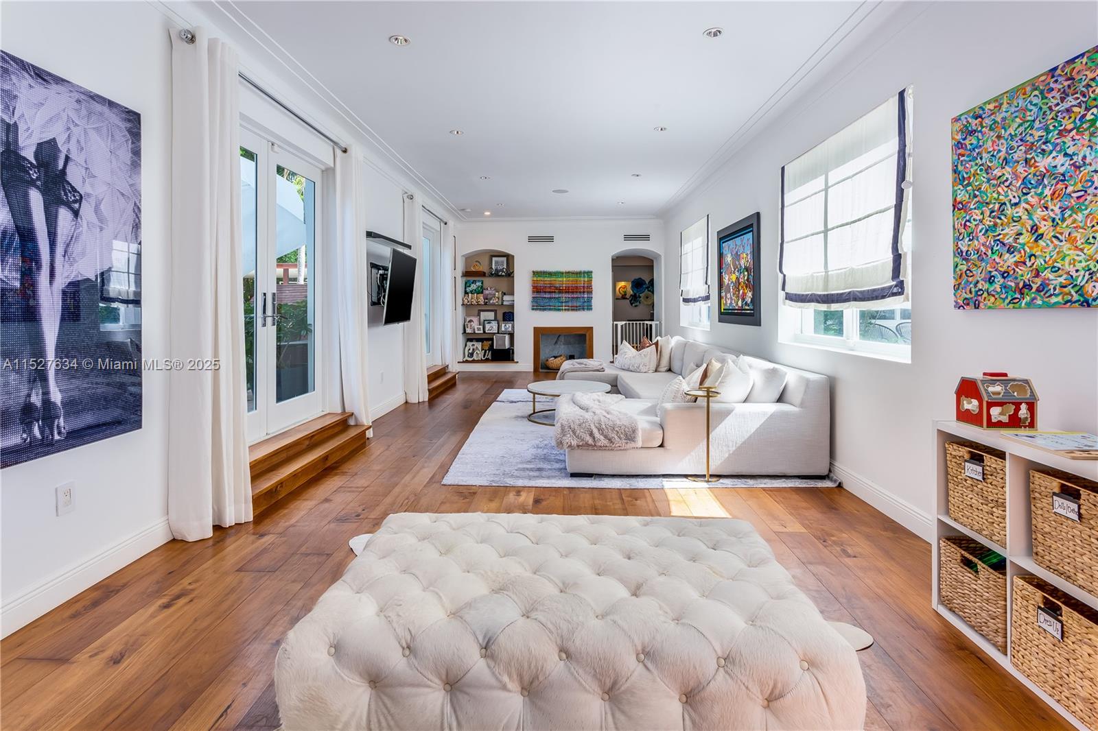 2701 Bay Rd, Miami Beach, FL, 33140 United States, 7 Bedrooms Bedrooms, ,8 BathroomsBathrooms,Residential,For Sale,Bay Rd,A11527634